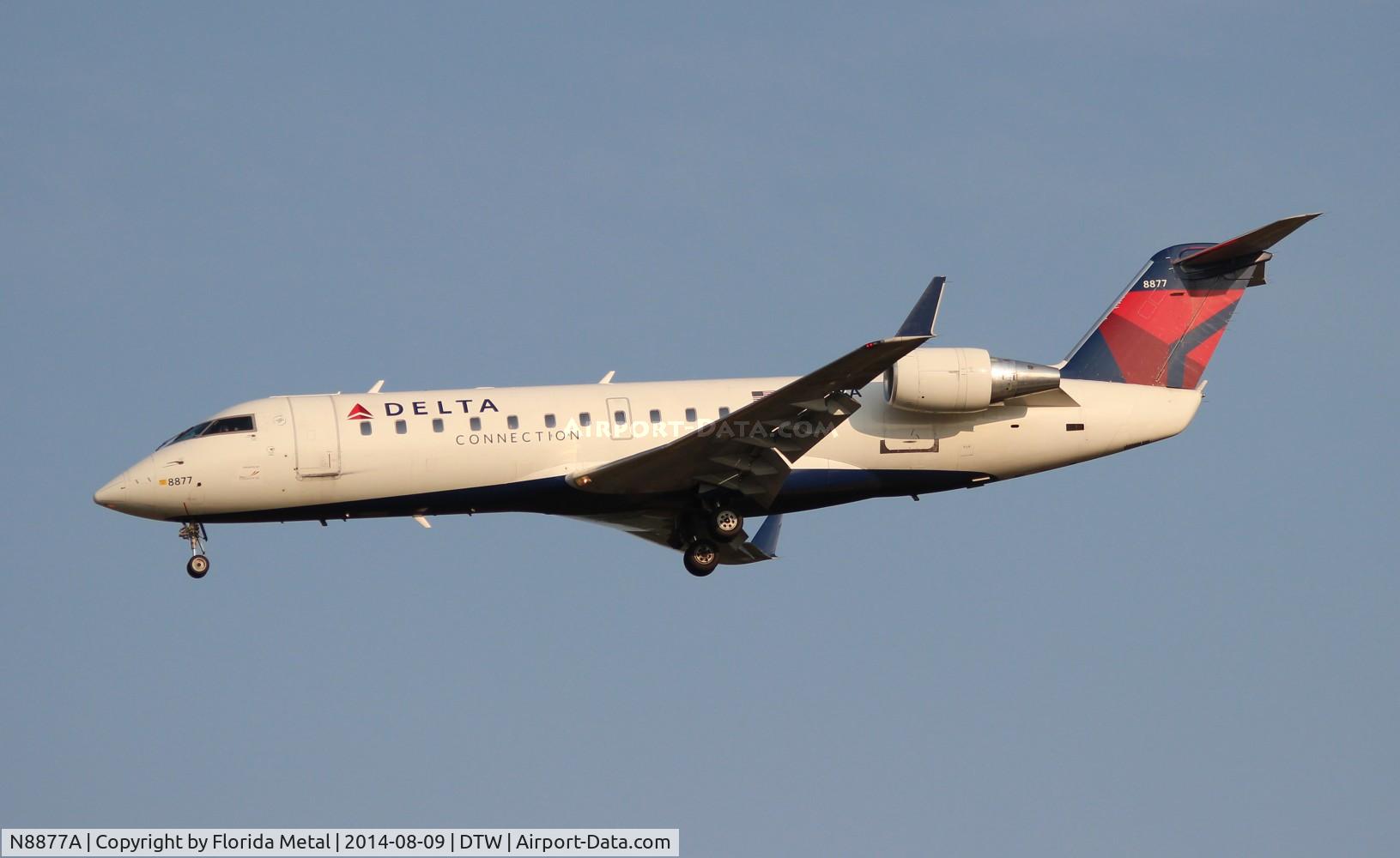 N8877A, 2003 Bombardier CRJ-440 (CL-600-2B19) C/N 7877, Delta Connection