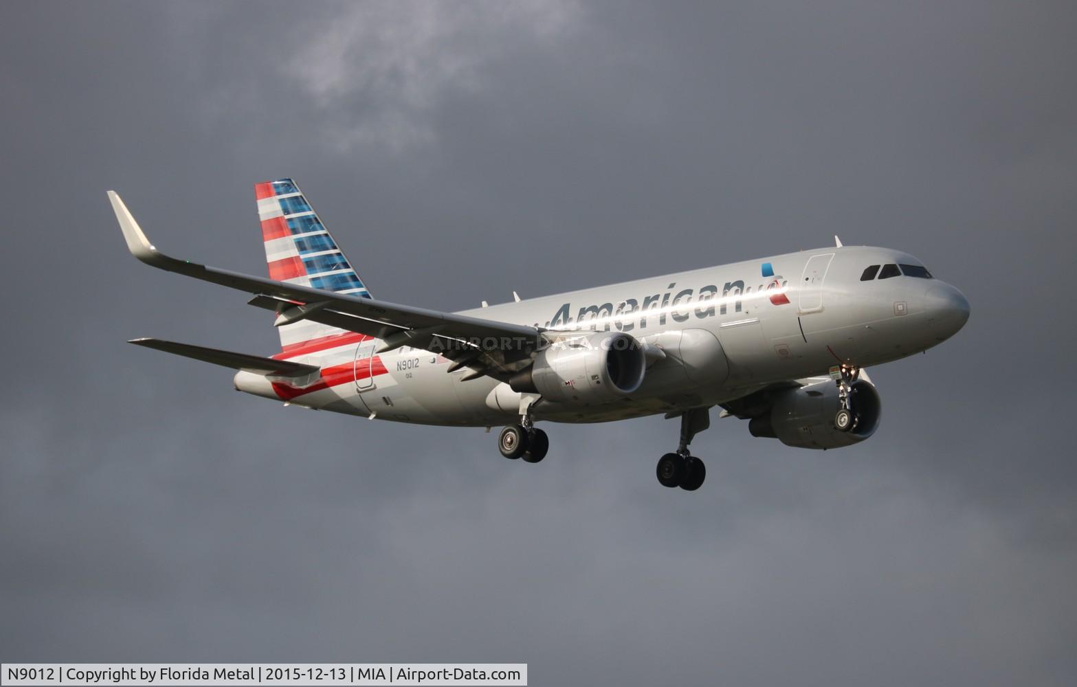 N9012, 2013 Airbus A319-115 C/N 5810, American