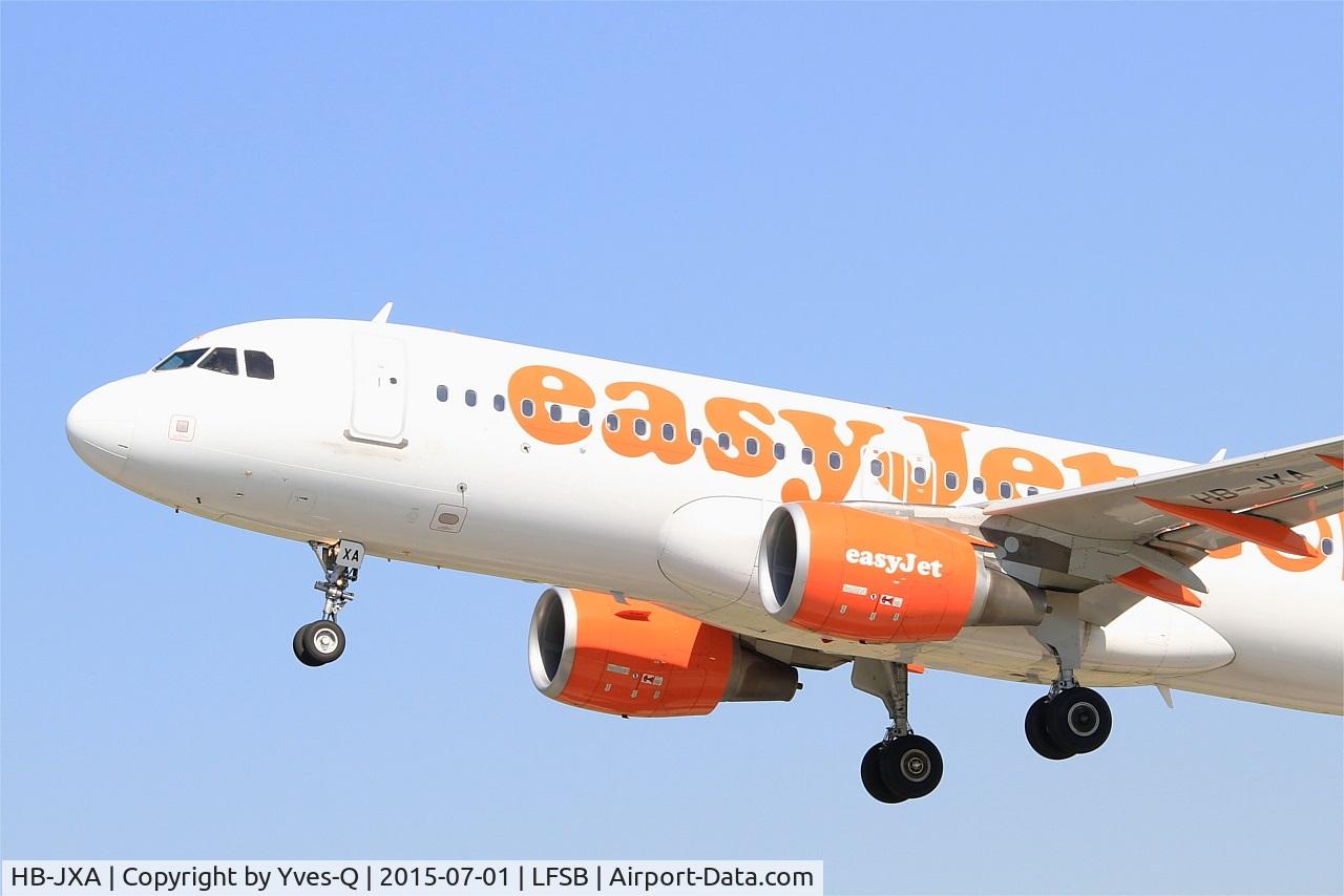 HB-JXA, 2012 Airbus A320-214 C/N 5138, Airbus A320-214, Take off rwy 33, Bâle-Mulhouse-Fribourg airport (LFSB-BSL)
