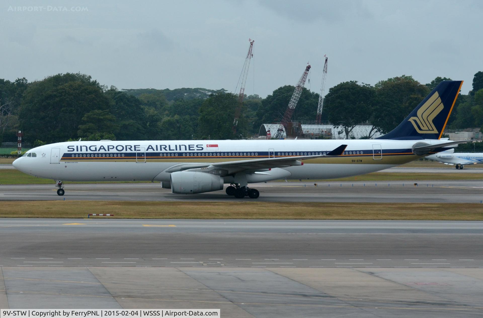 9V-STW, 2013 Airbus A330-343X C/N 1447, Singapore A333 taxying inn.