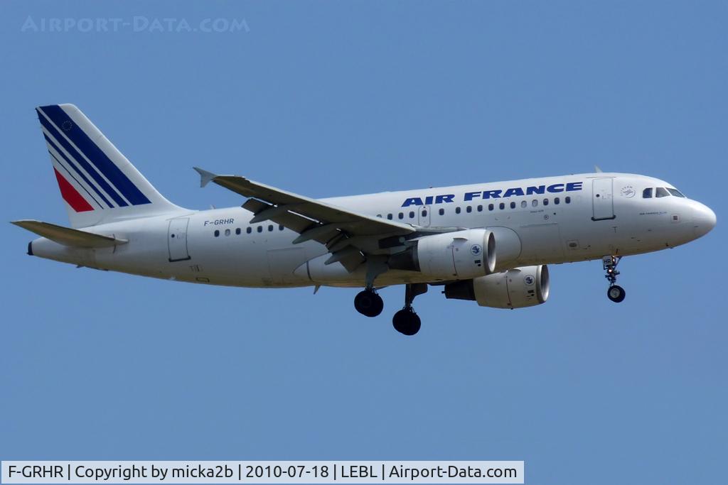 F-GRHR, 2001 Airbus A319-111 C/N 1415, Landing. Scrapped in march 2025.