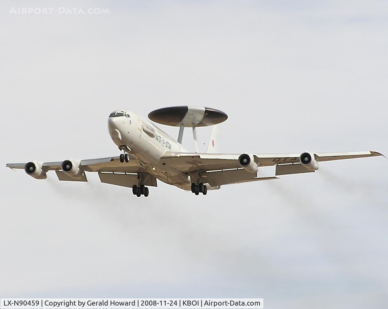 LX-N90459, 1985 Boeing E-3A Sentry C/N 22854, Low approach to RWY 28L.