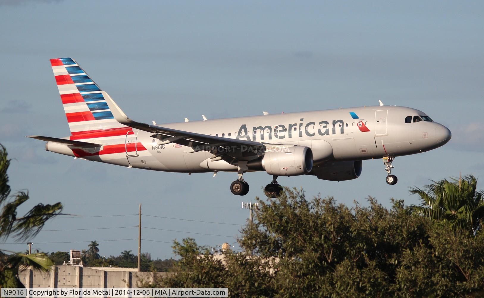 N9016, 2014 Airbus A319-115 C/N 6040, American