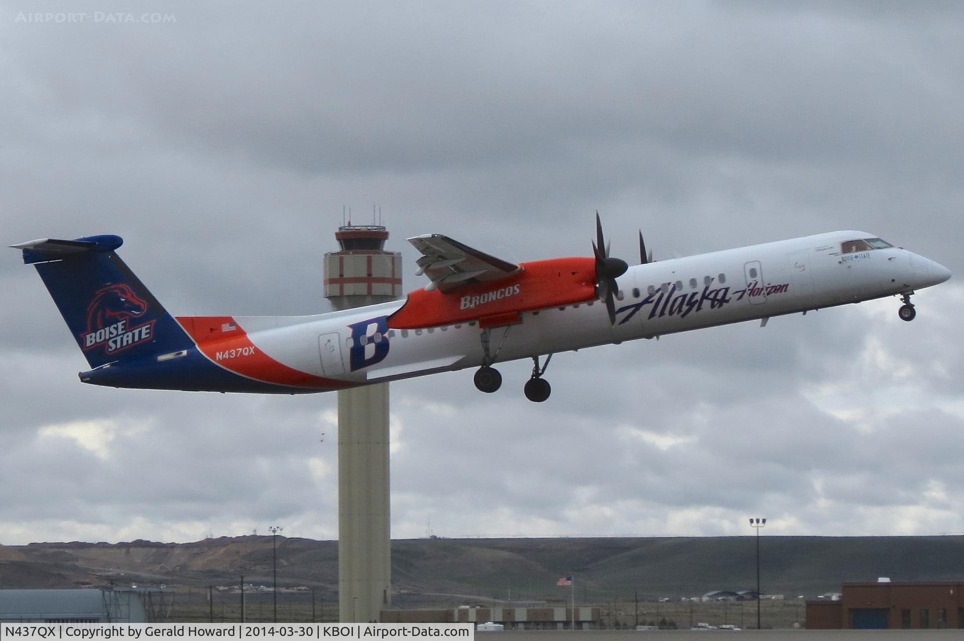 N437QX, 2009 De Havilland Canada DHC-8-402Q Dash 8 C/N 4240, Departing RWY 28R.