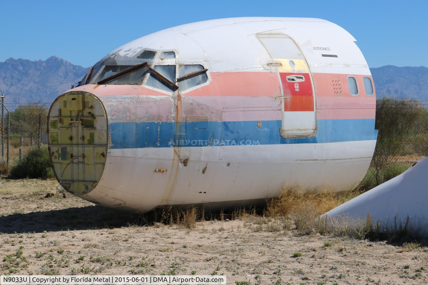 N9033U, 1968 Boeing 737-222 C/N 19071, United 737-200 in boneyard