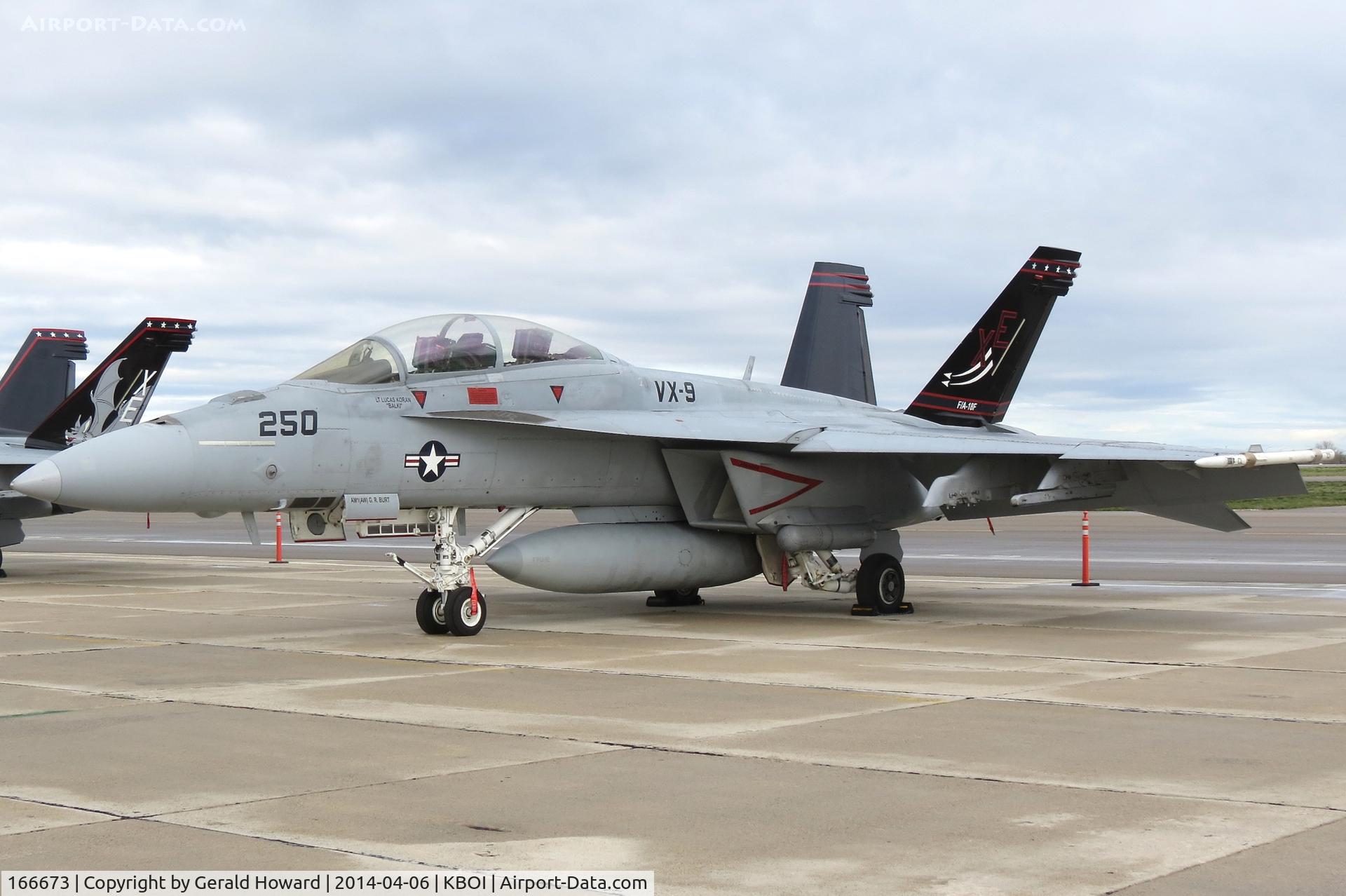 166673, Boeing F/A-18F Super Hornet C/N F151, VX-9 
