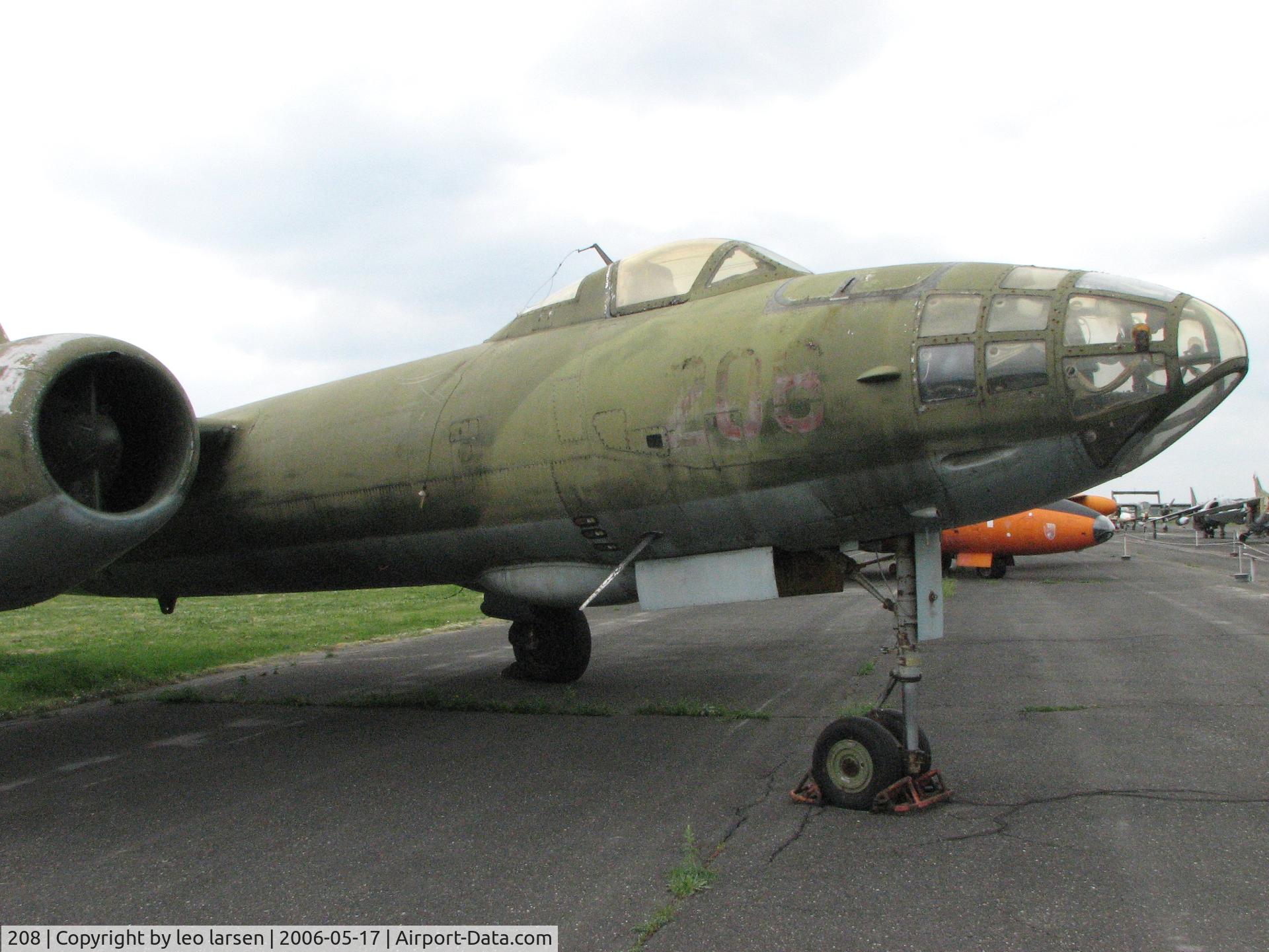 208, 1955 Ilyushin Il-28 C/N 55006448, Berlin Gatow 17.5.206
