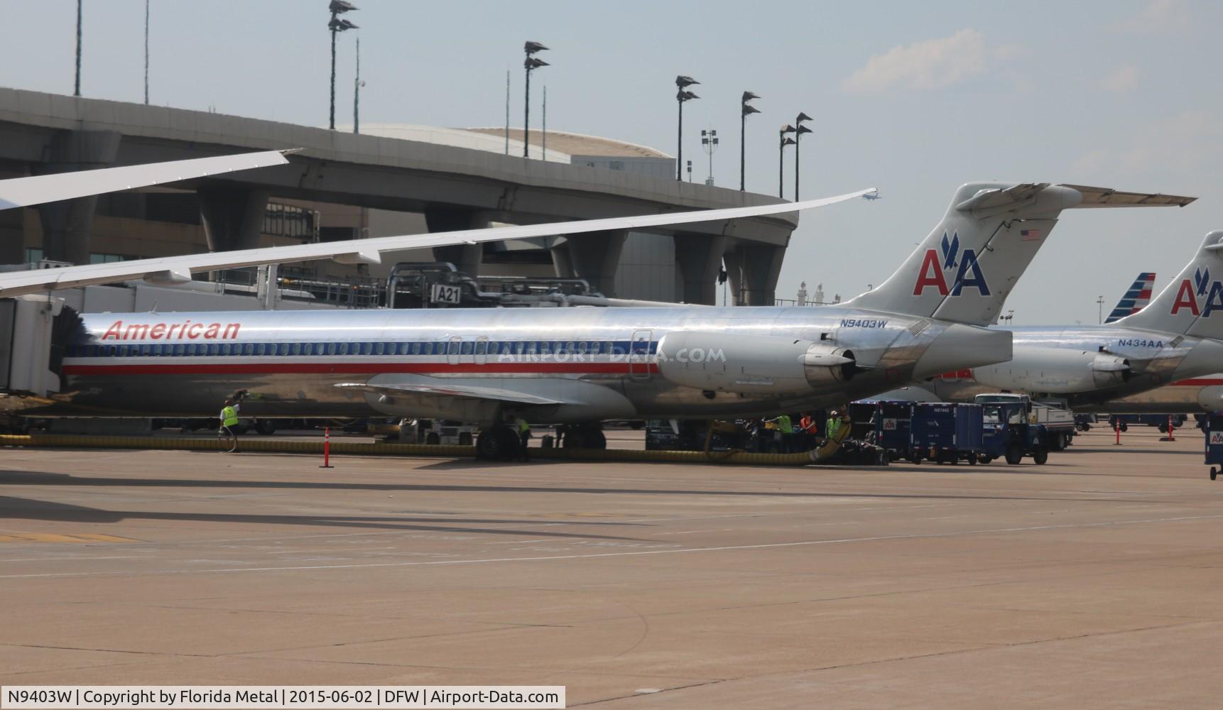 N9403W, 1992 McDonnell Douglas MD-83 (DC-9-83) C/N 53139, American