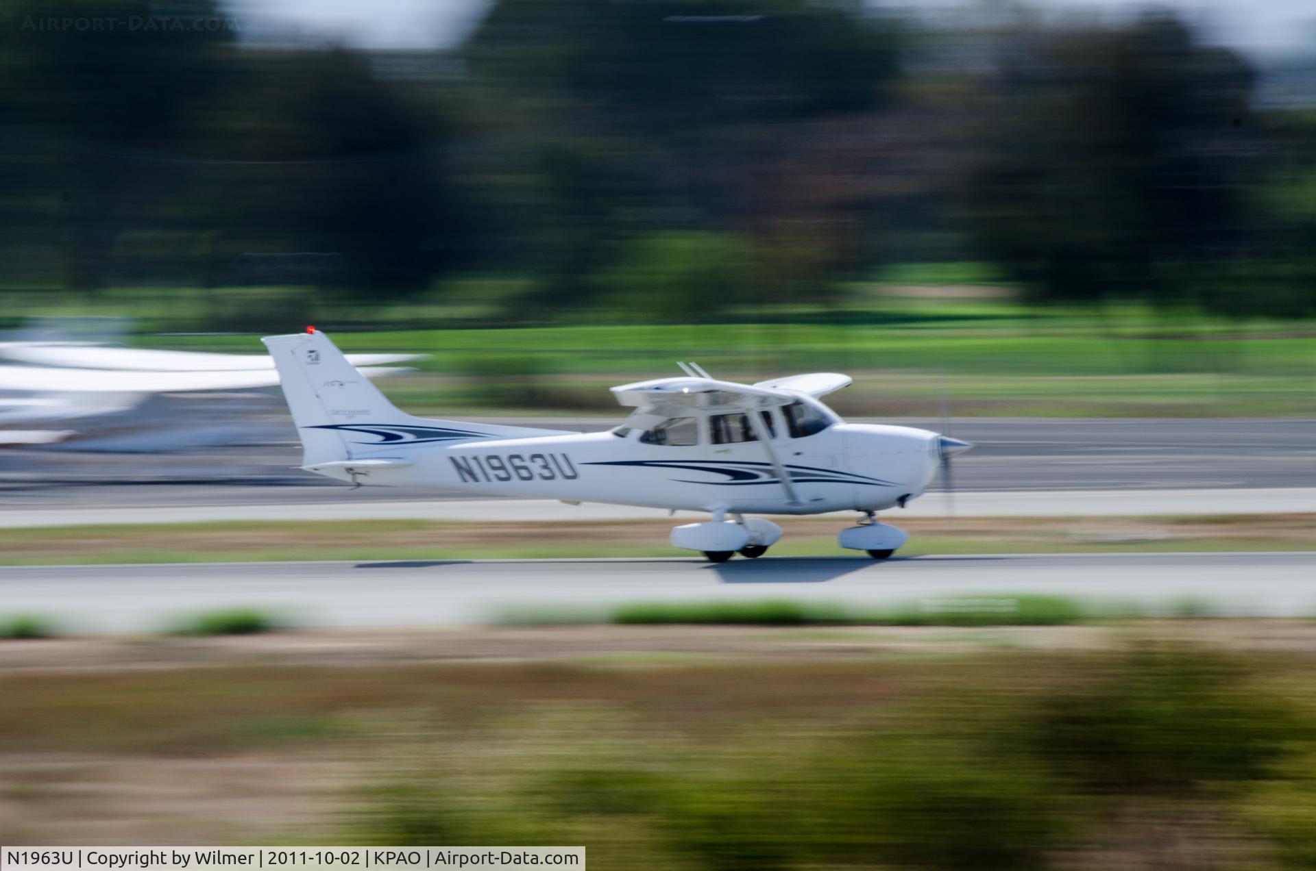 N1963U, 2005 Cessna 172S C/N 172S9936, N1963U just landed at Palo Alto airport