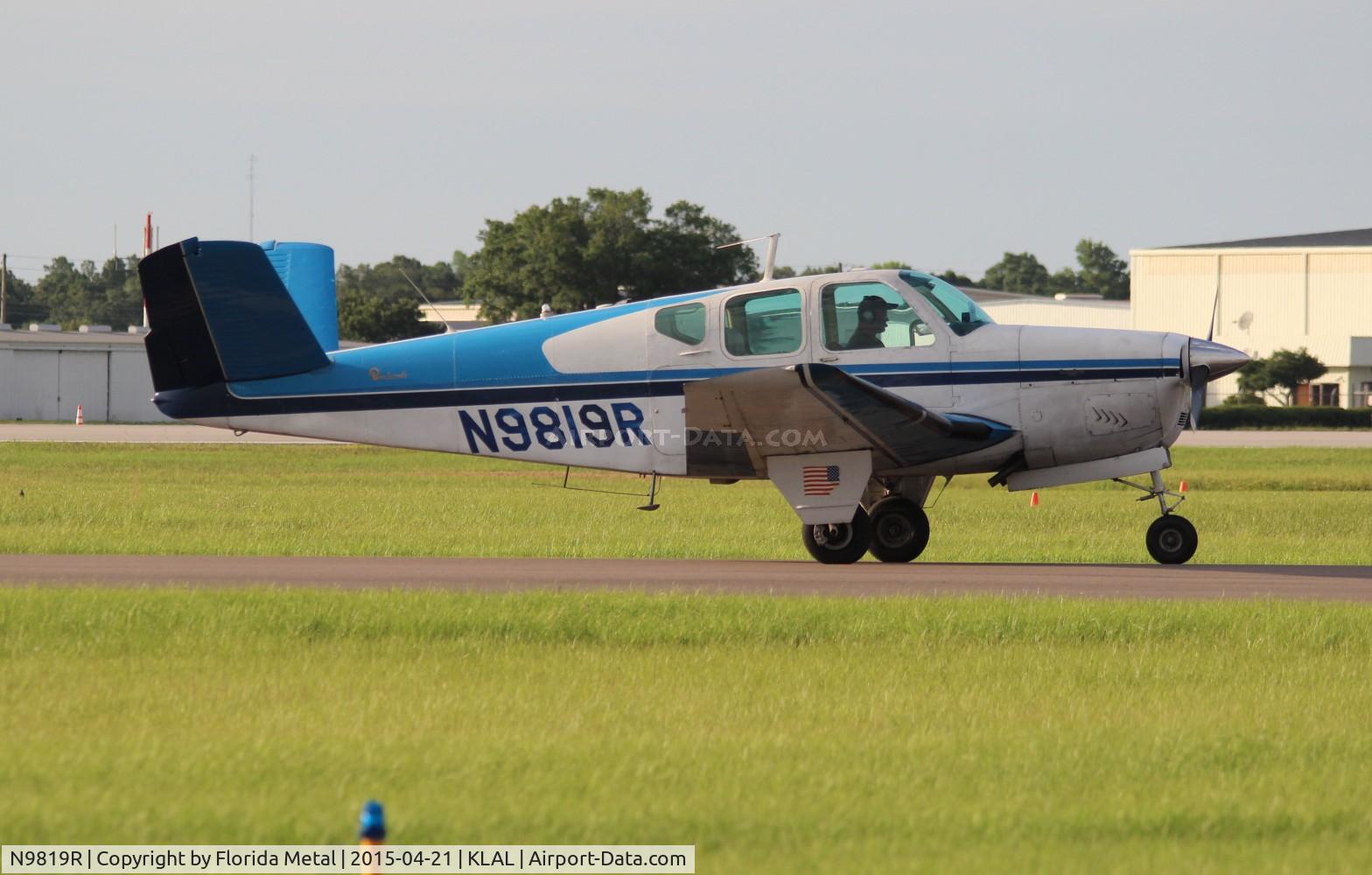 N9819R, 1960 Beech M35 Bonanza C/N D-6347, M35 Bonanza