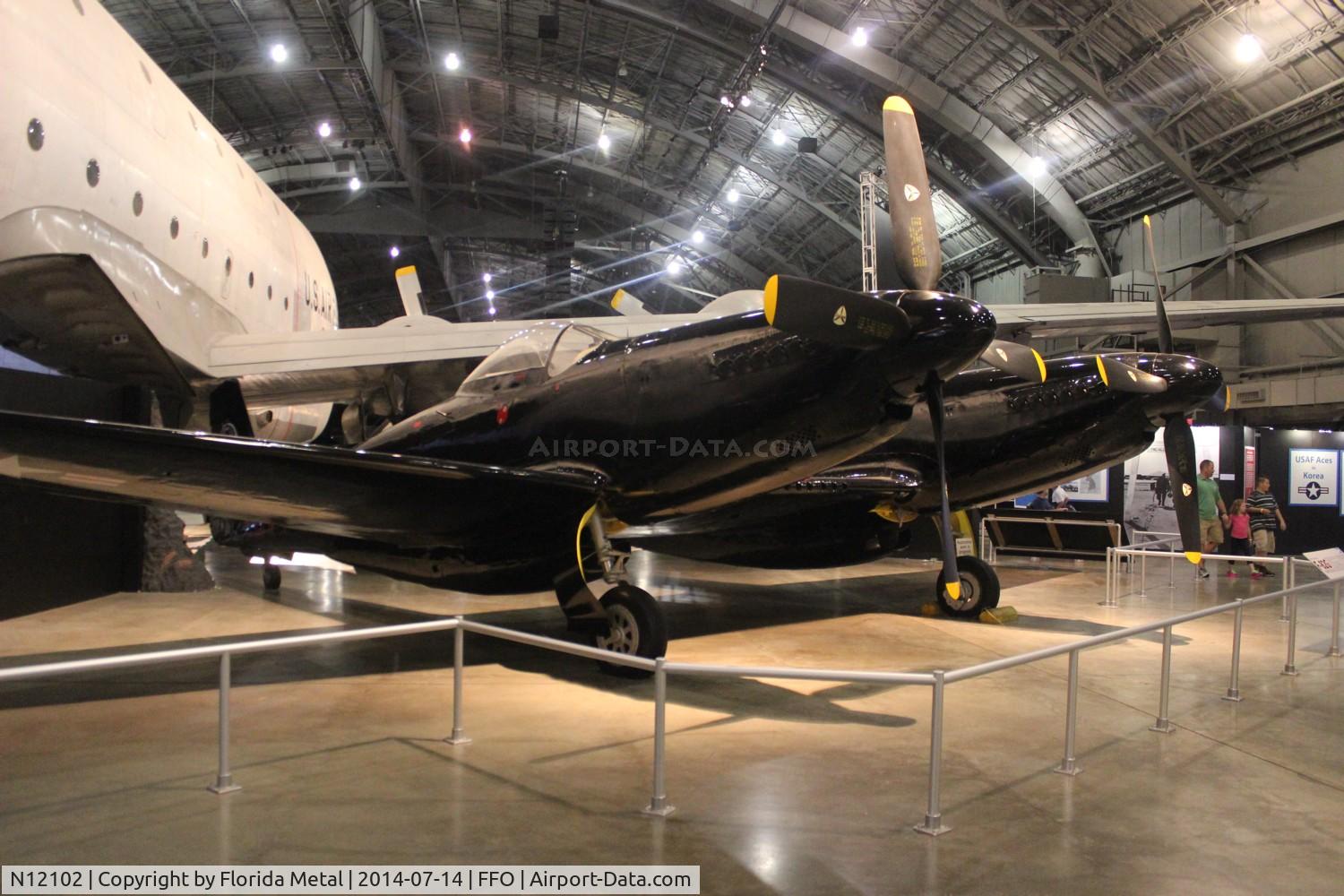 N12102, 1944 North American P-82B C/N 44-65162, F-82 Twin Mustang