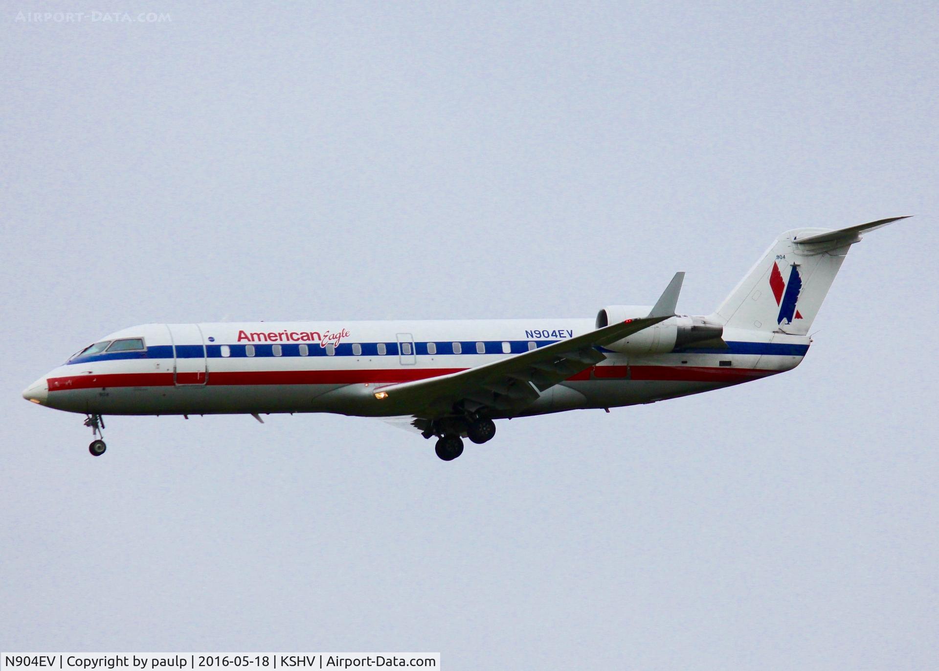 N904EV, 2002 Bombardier CRJ-200ER (CL-600-2B19) C/N 7628, At Shreveport Regional.
