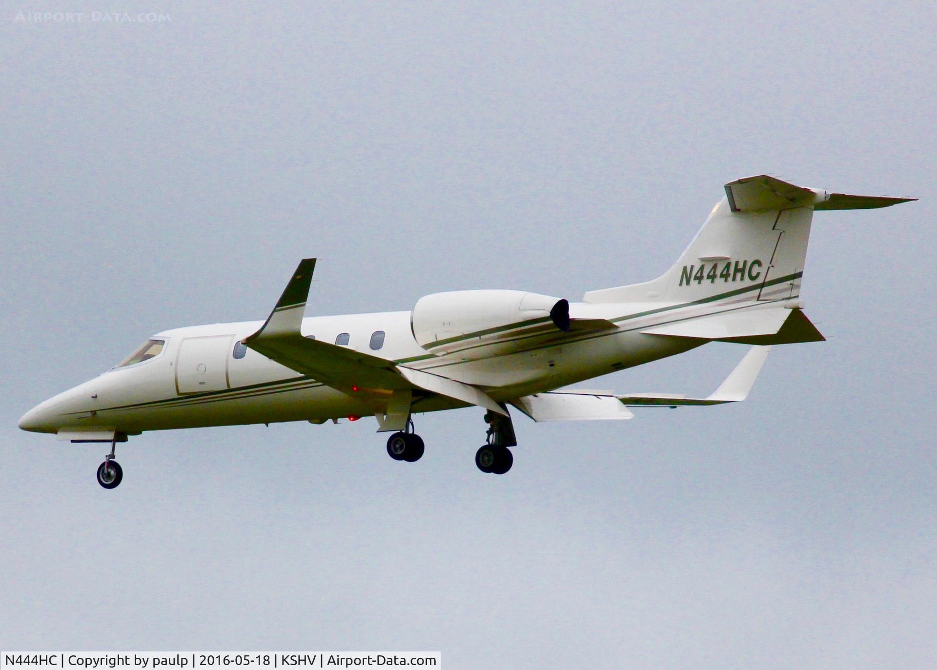 N444HC, 1992 Learjet 31A C/N 064, At Shreveport Regional.