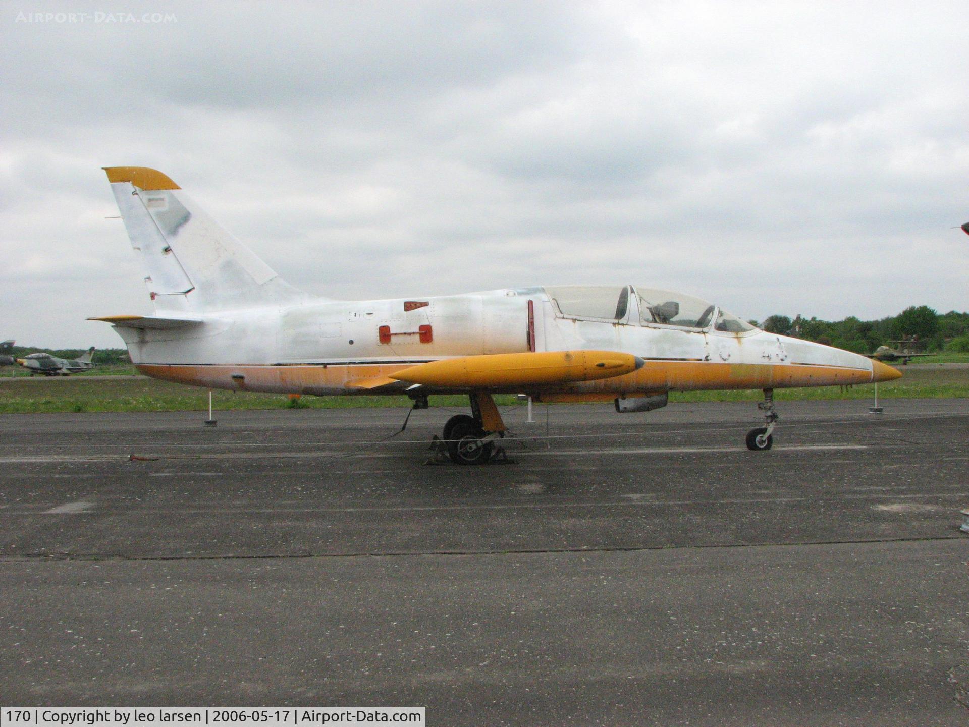 170, Aero L-39V Albatros Albatros C/N 630705, Berlin Gatow 17.5.2006