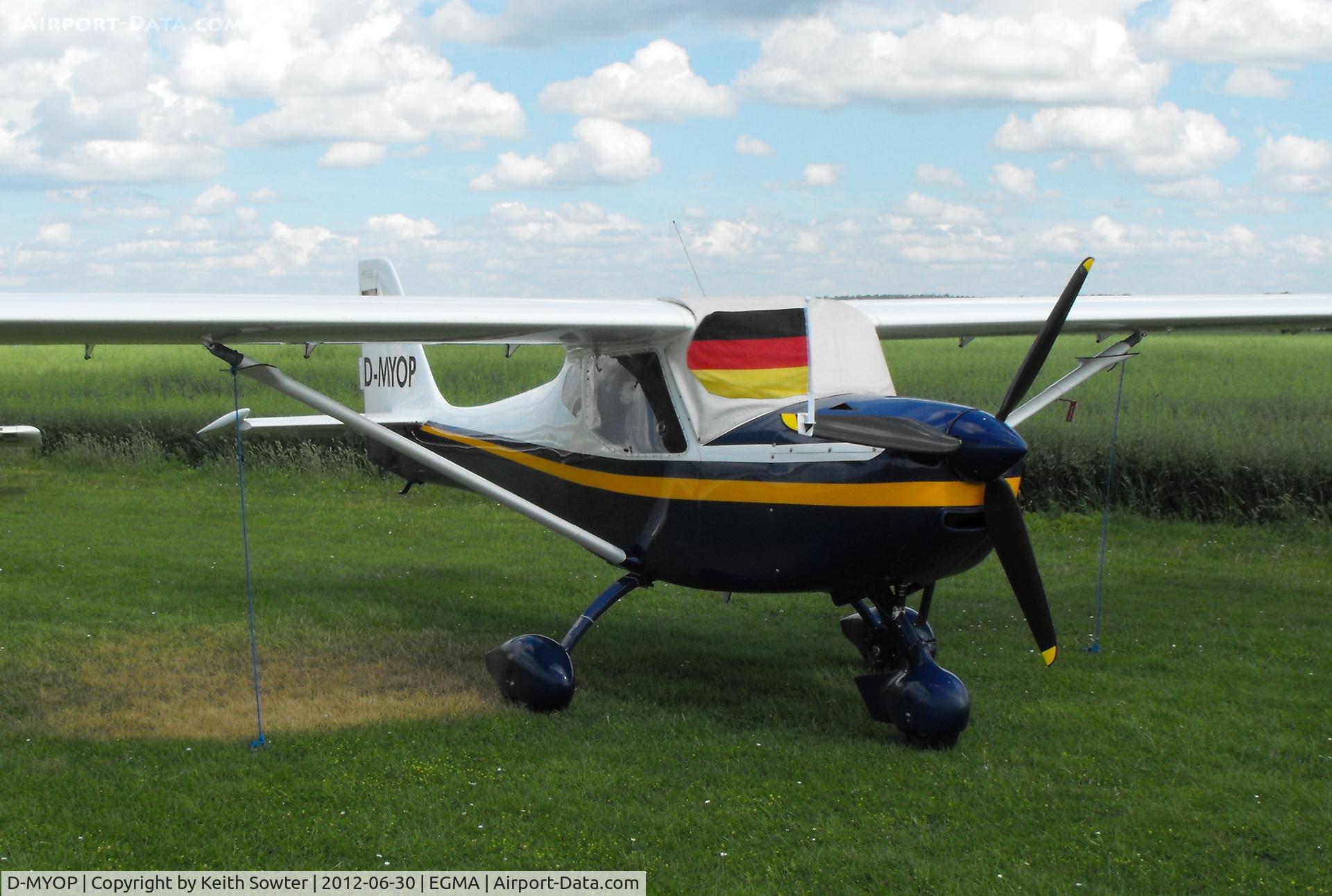 D-MYOP, B & F Technik FK-9 Mark 3 C/N 133, Visiting Fowlmere
