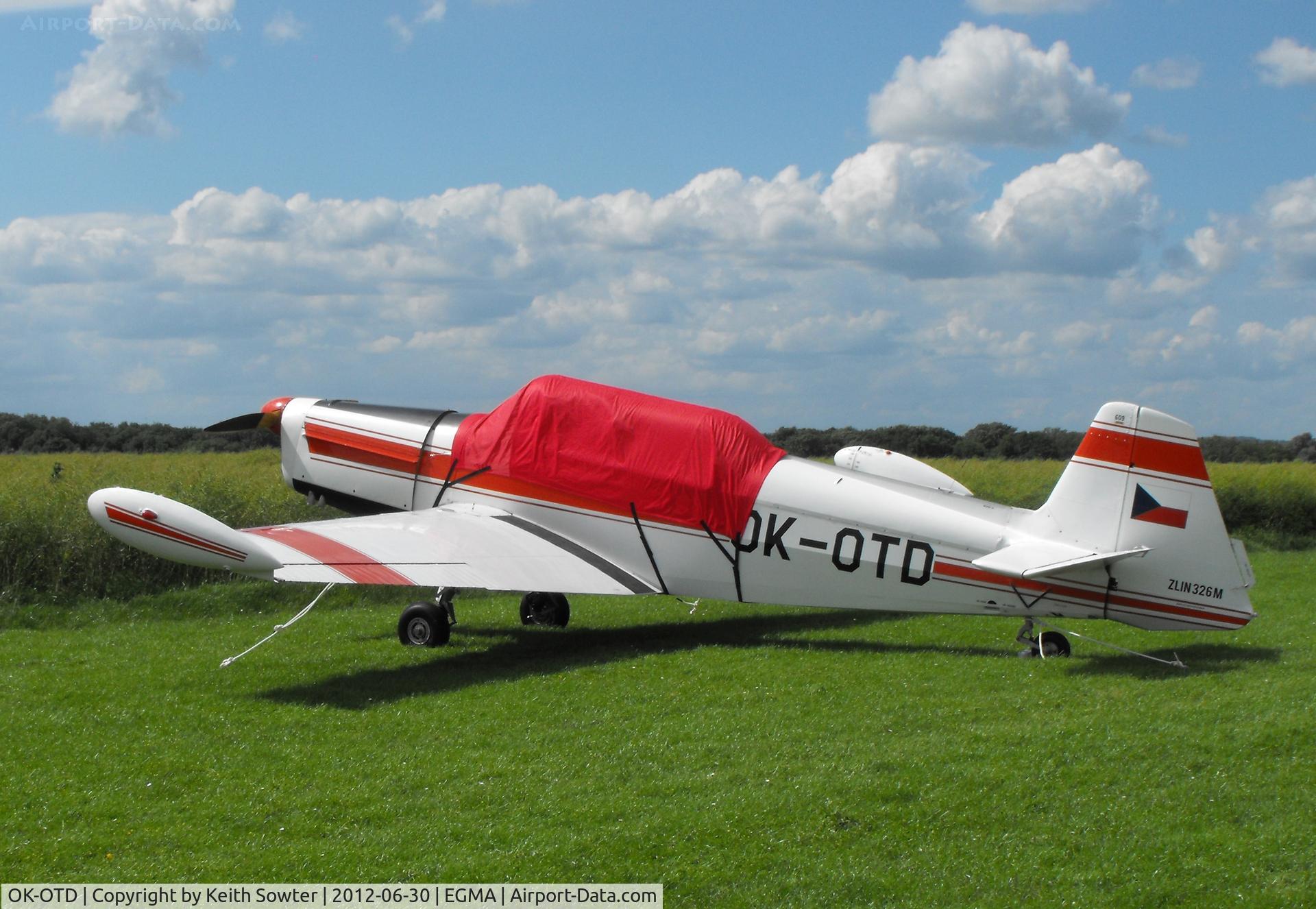OK-OTD, 1960 Zlin Z-326M C/N 609, Visiting Fowlmere