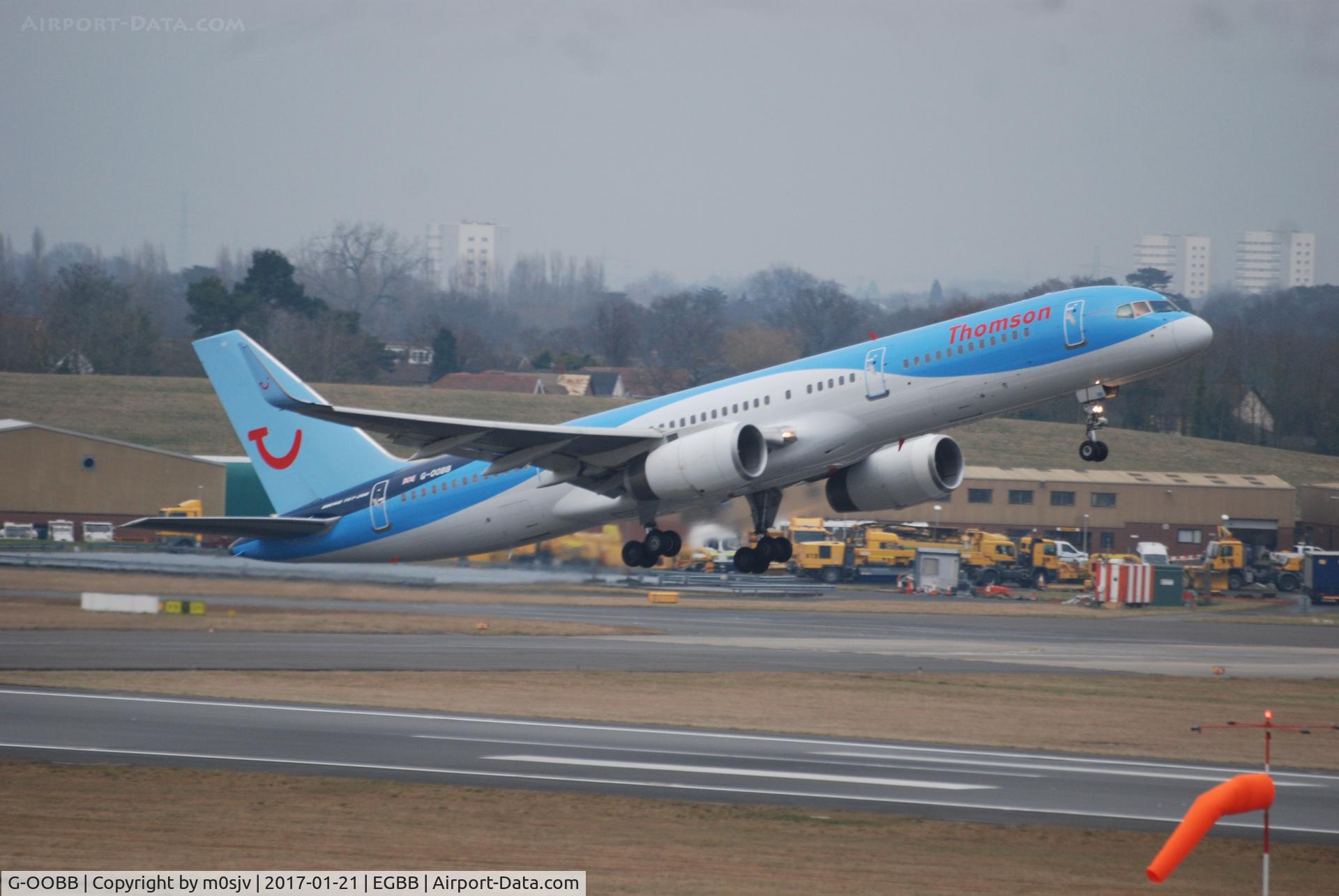 G-OOBB, 2000 Boeing 757-26N C/N 32447, WE WENT TO TURKEY ON THIS A FEW YEARS AGO