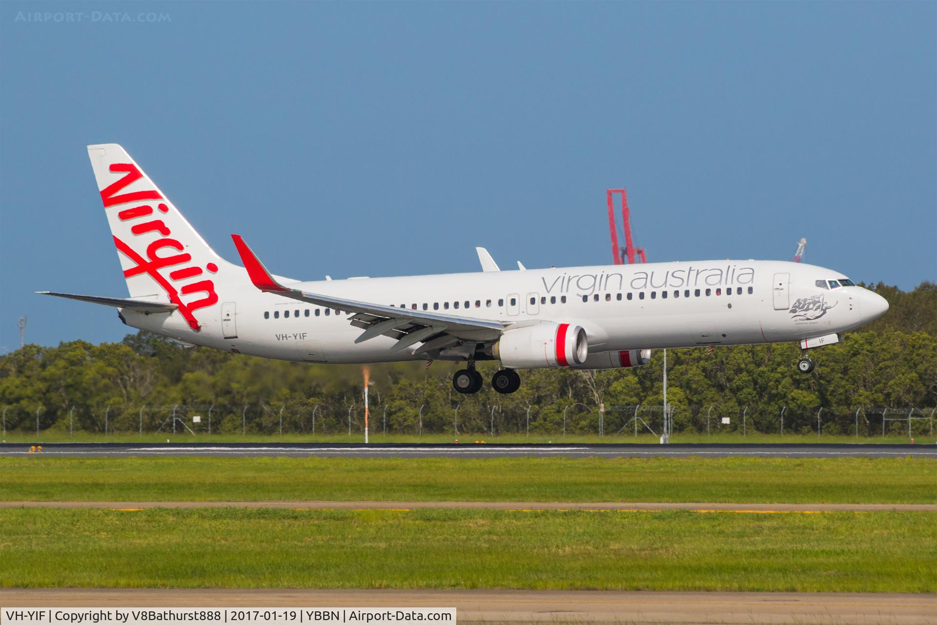 VH-YIF, 2012 Boeing 737-8FE C/N 38710, About to