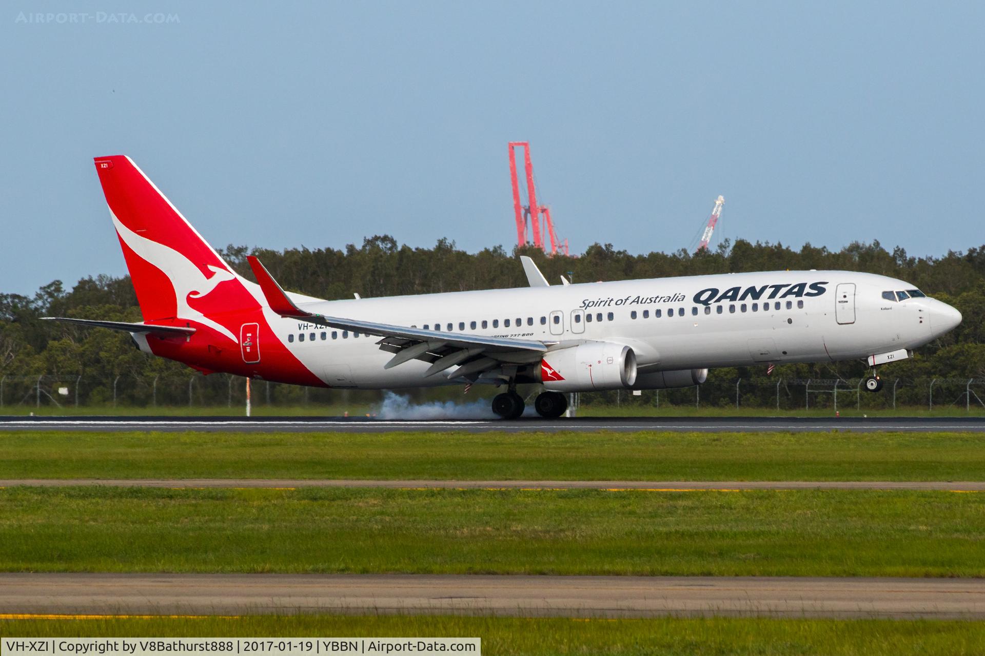 VH-XZI, 2013 Boeing 737-838 C/N 39364, Touchdown!