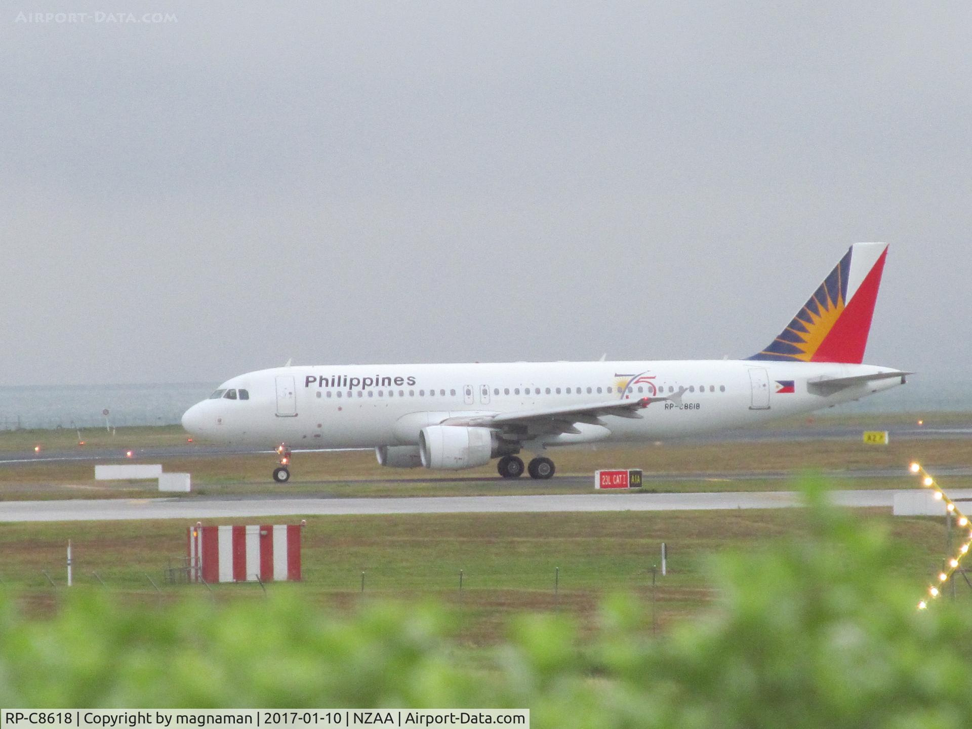 RP-C8618, 2012 Airbus A320-214 C/N 5140, ready to leave AKL