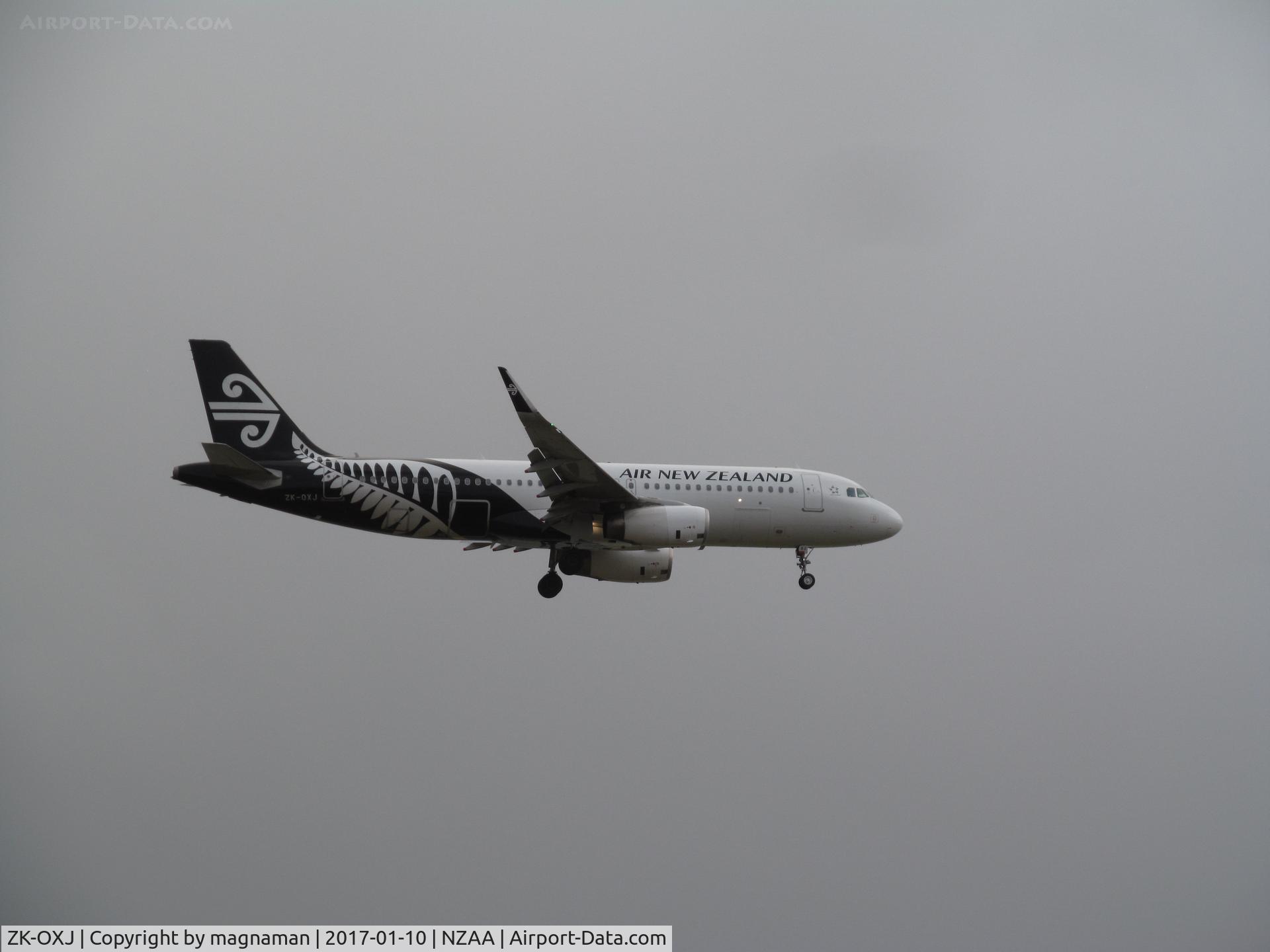 ZK-OXJ, 2015 Airbus A320-232 C/N 6694, short finals