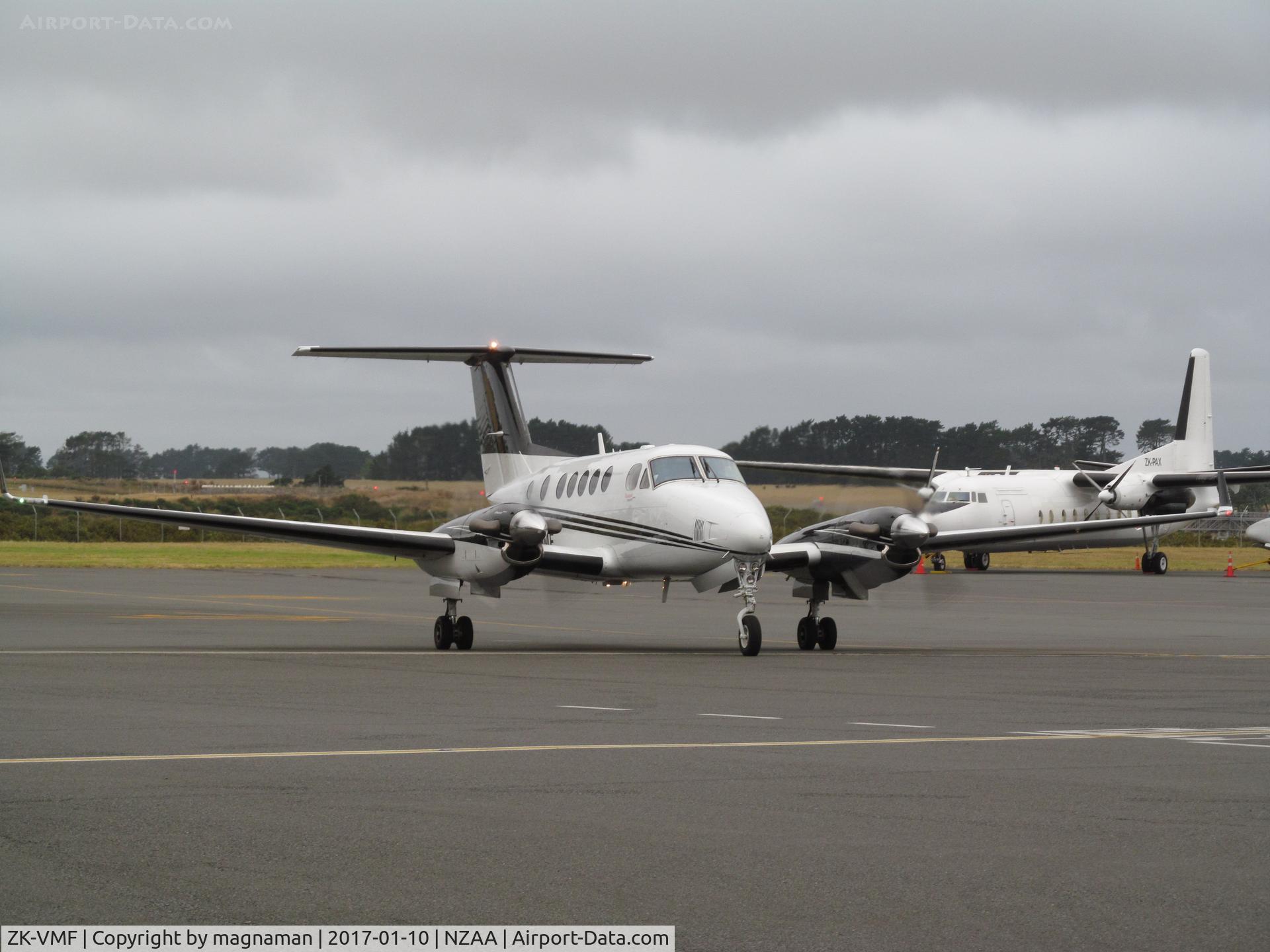 ZK-VMF, 2008 Hawker Beechcraft B200GT King Air C/N BY-57, leaving convair apron
