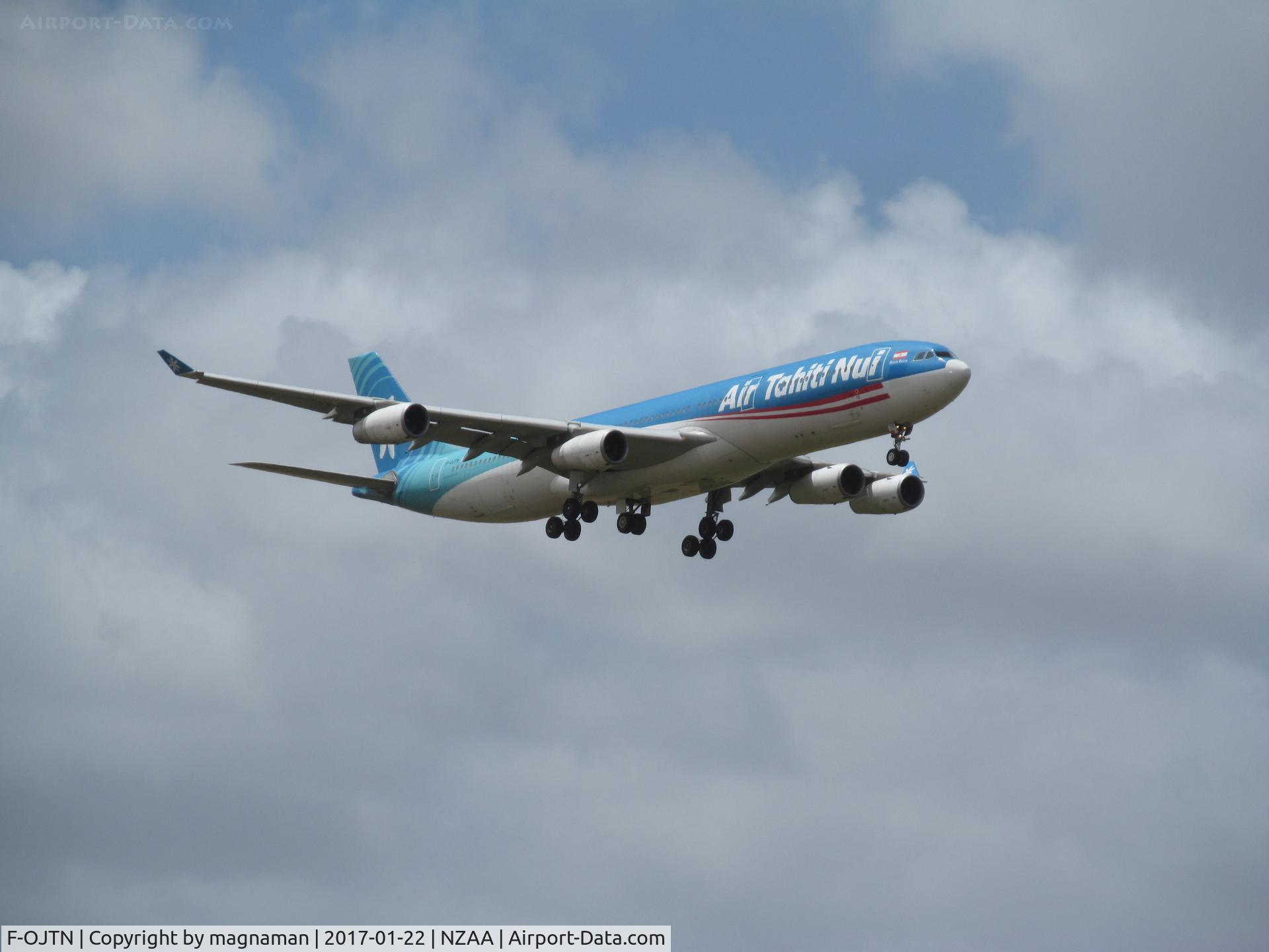 F-OJTN, 2001 Airbus A340-313 C/N 395, finals to AKL