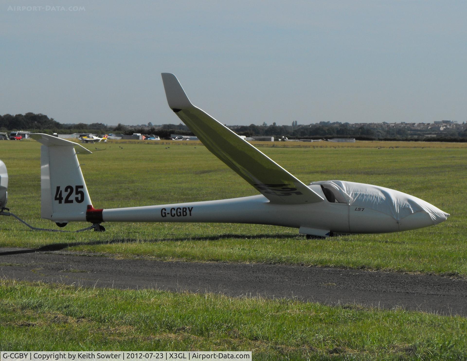 G-CGBY, 1990 Rolladen-Schneider LS-7 C/N 7121, Competition glider