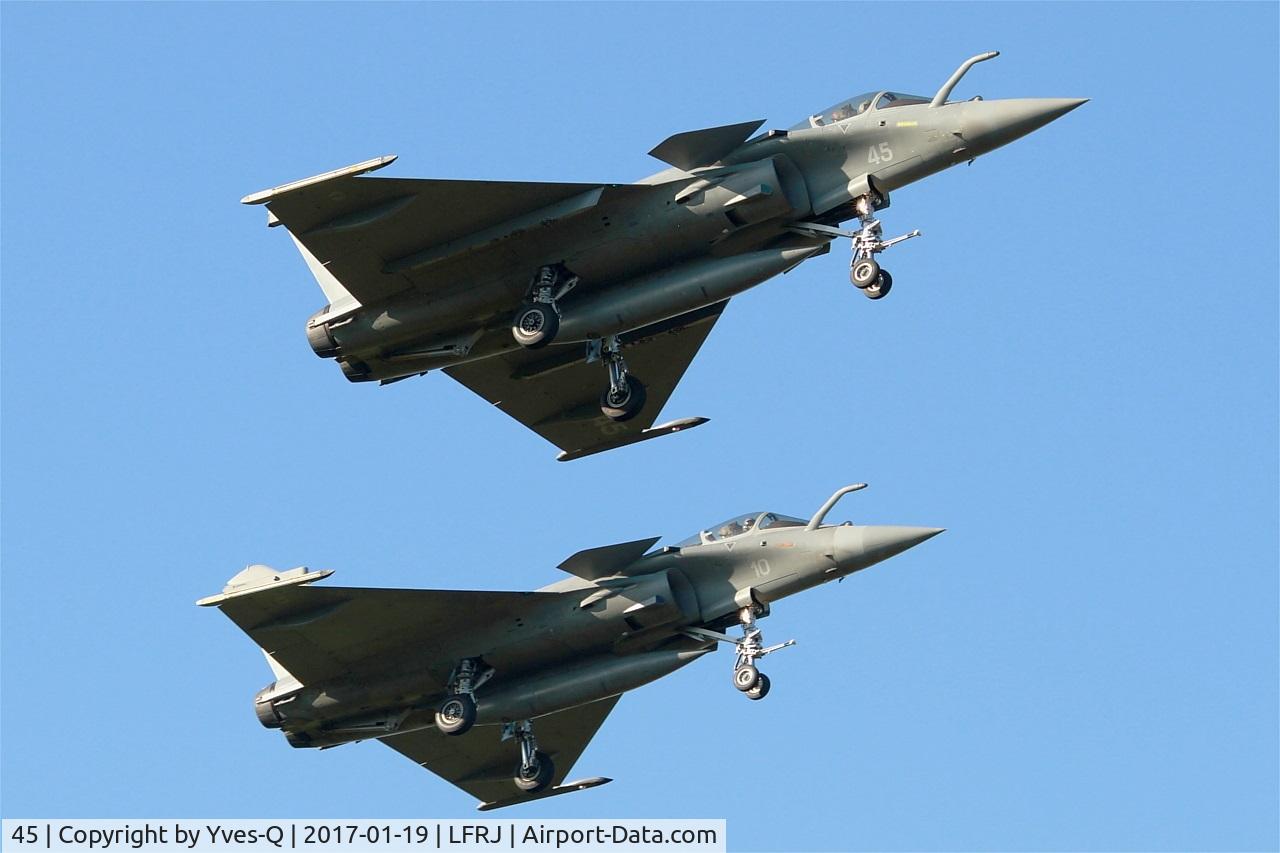 45, 2015 Dassault Rafale M C/N 45, Dassault Rafale M, Short approach rwy 08,  Landivisiau Naval Air Base (LFRJ)