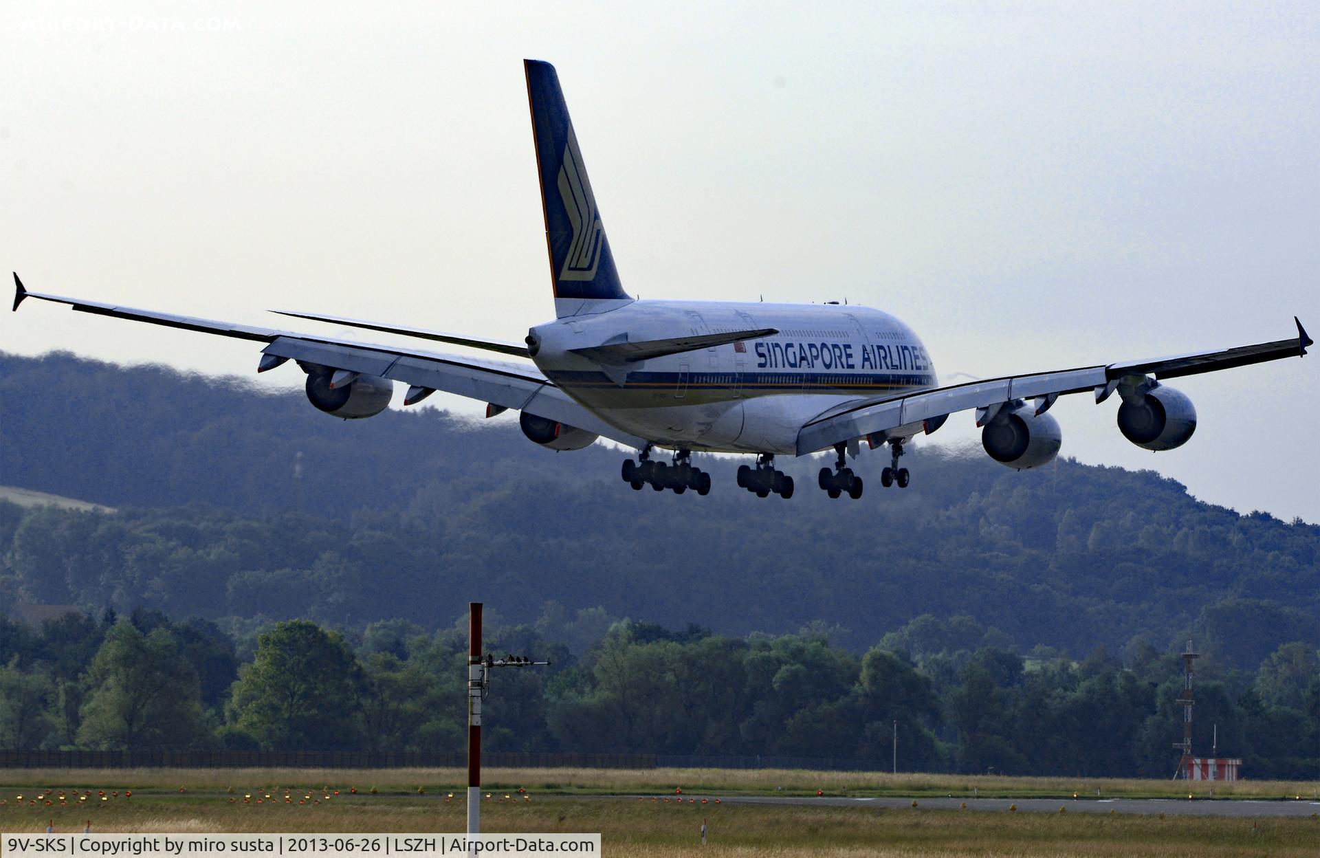 9V-SKS, 2012 Airbus A380-841 C/N 085, Singapore Airlines Airbus A380-841 airplane landing at Zurich International Airport.