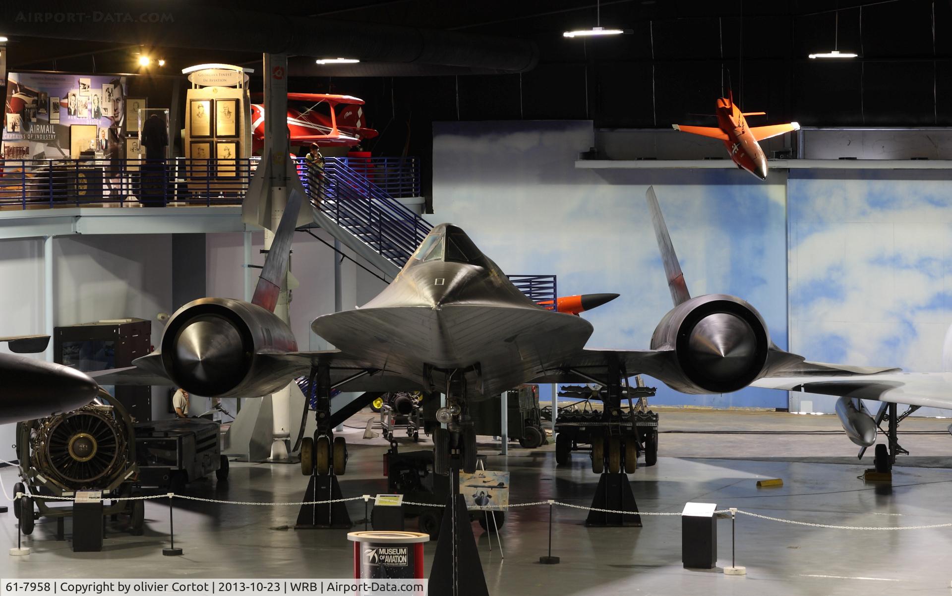 61-7958, 1961 Lockheed SR-71A Blackbird C/N 2009, almost face to face... Museum of Aviation, Robins AFB