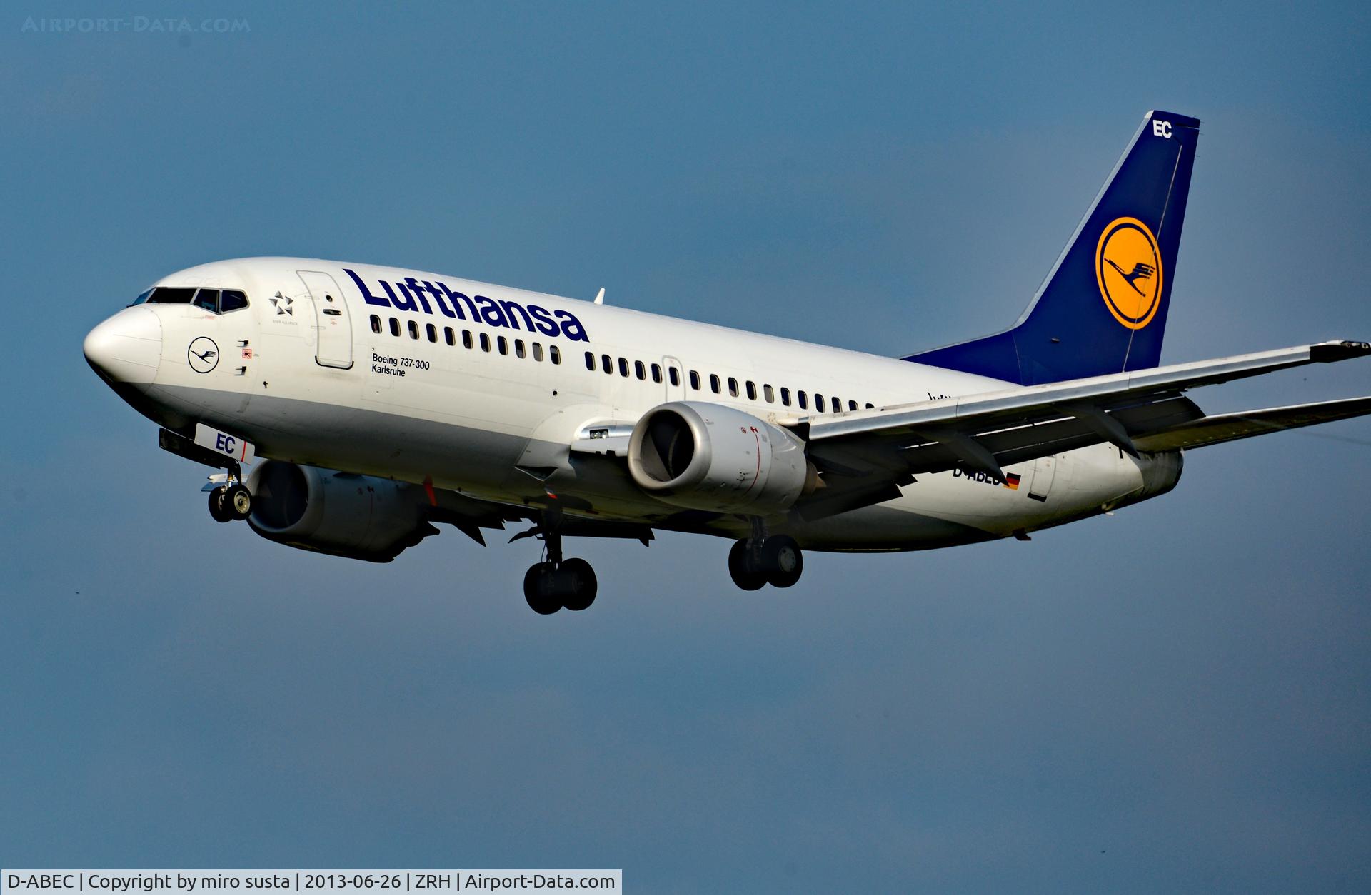 D-ABEC, 1991 Boeing 737-330 C/N 25149, Lufthansa  Airlines Boeing 737-330 airplane before landing at Zurich International Airport.