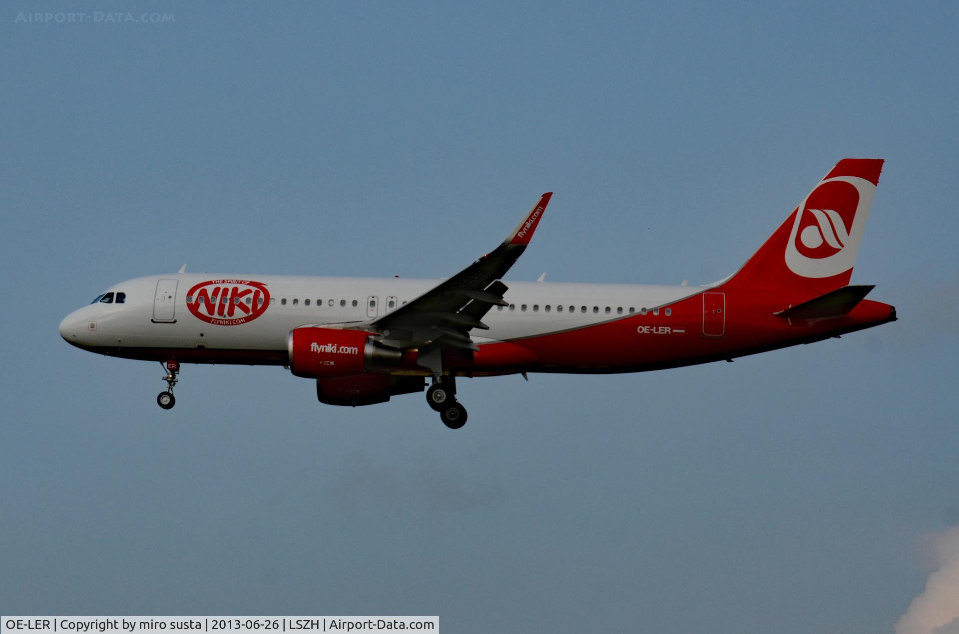OE-LER, 2013 Airbus A320-214 C/N 5522, Air Berlin  Airlines Airbus A320-214 airplane before landing at Zurich International Airport.