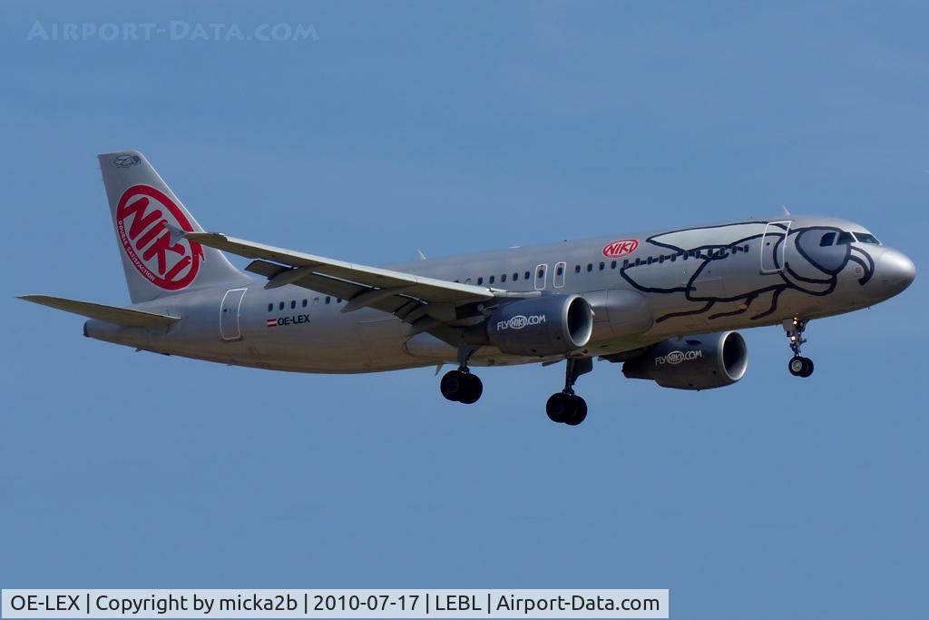 OE-LEX, 2006 Airbus A320-214 C/N 2867, Landing