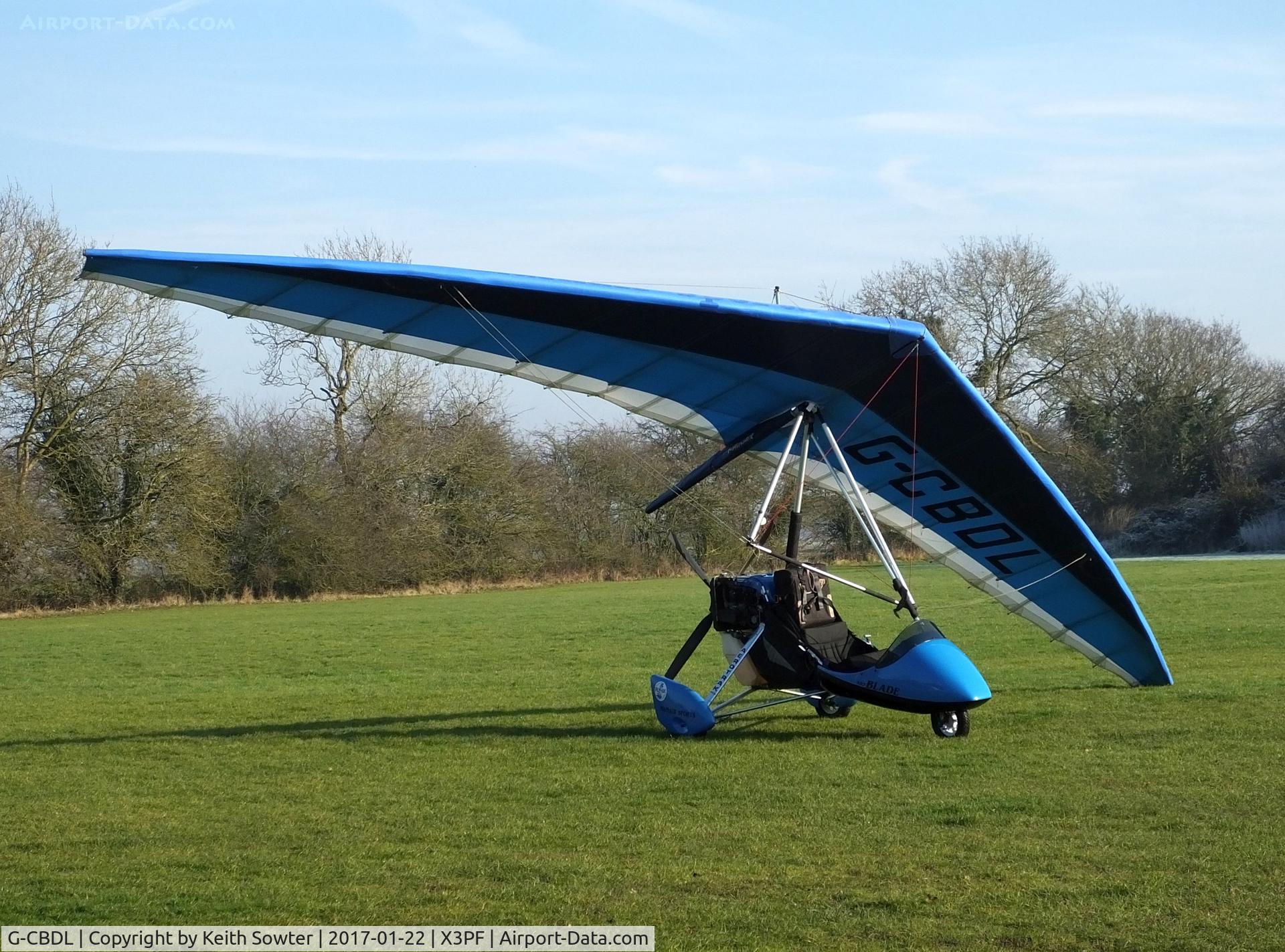 G-CBDL, 2001 Mainair Blade C/N 1292-0701-7-W1087, Resident aircraft