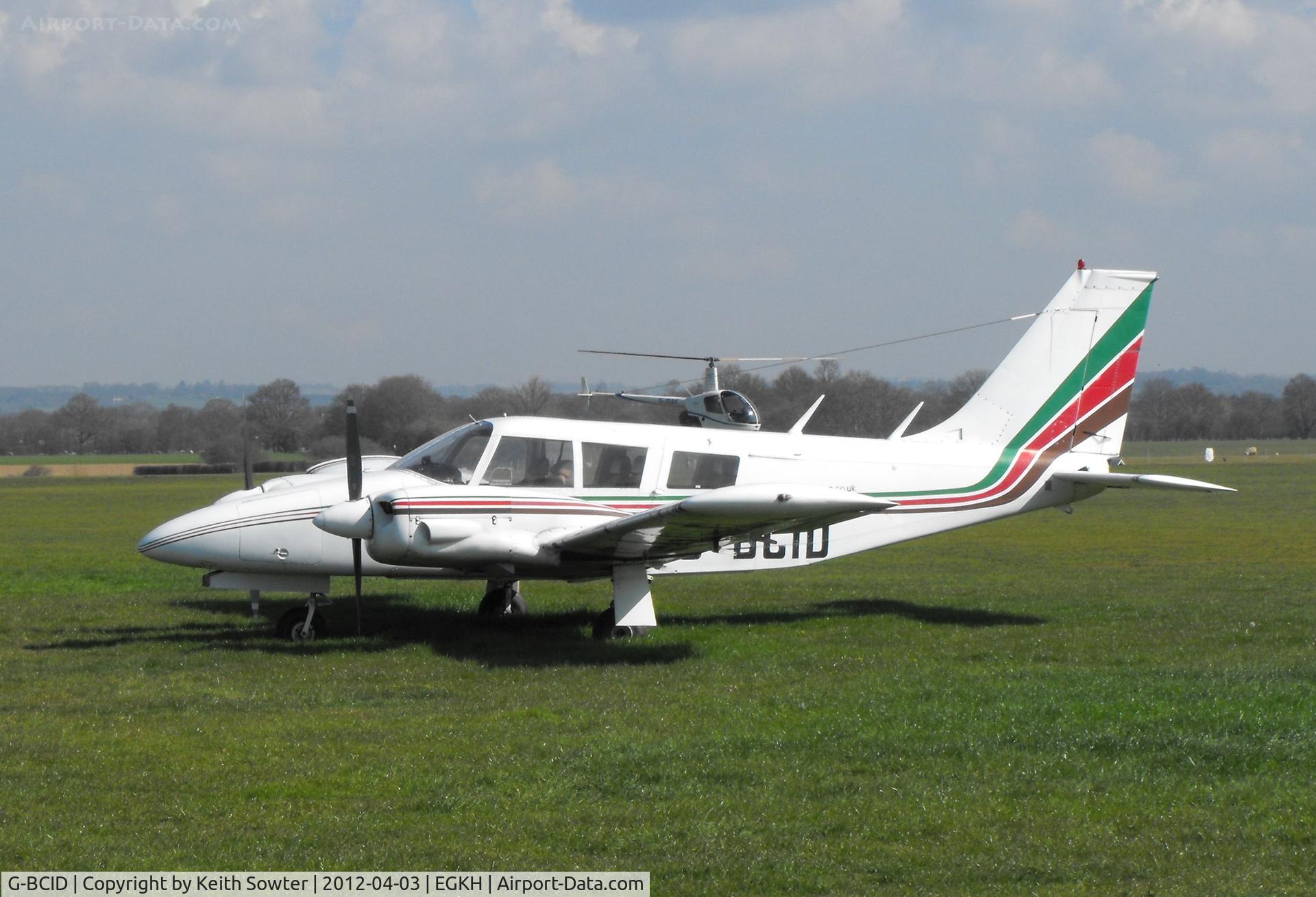 G-BCID, 1972 Piper PA-34-200 Seneca C/N 34-7250303, Headcorn resident