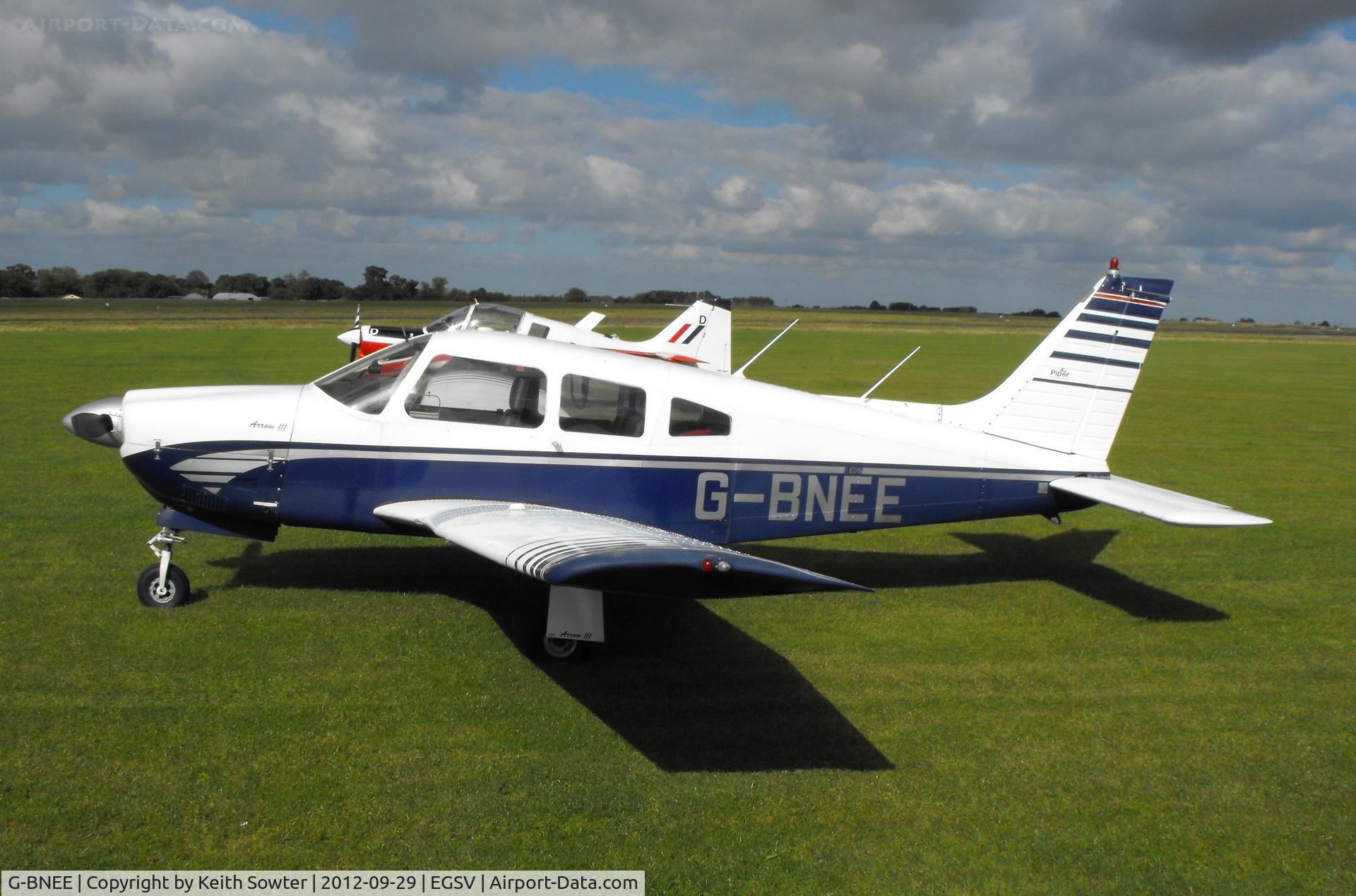 G-BNEE, 1978 Piper PA-28R-201 Cherokee Arrow III C/N 28R-7837084, Visiting Old Buckenham