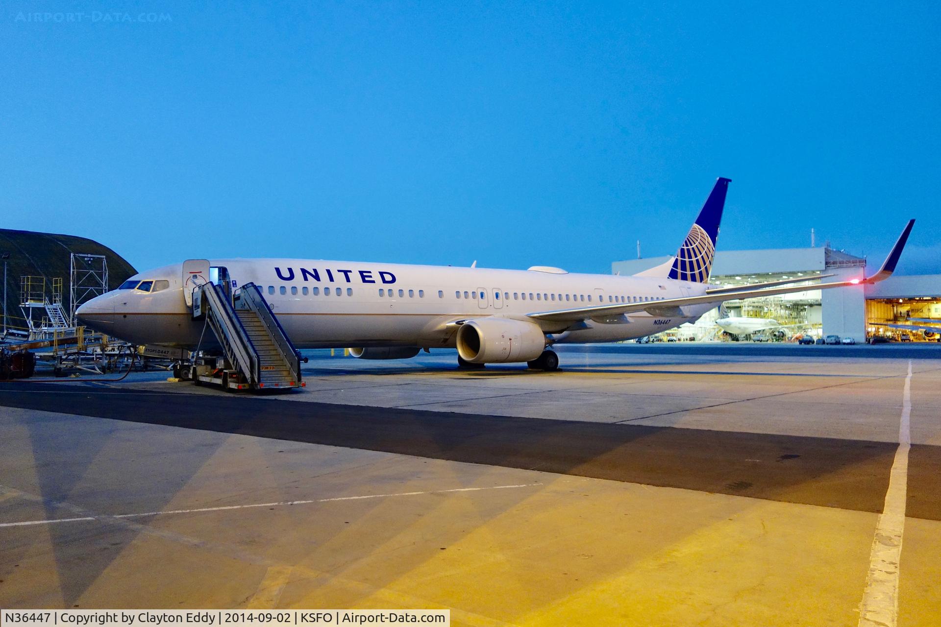 N36447, 2012 Boeing 737-924/ER C/N 31650, SFO 2014