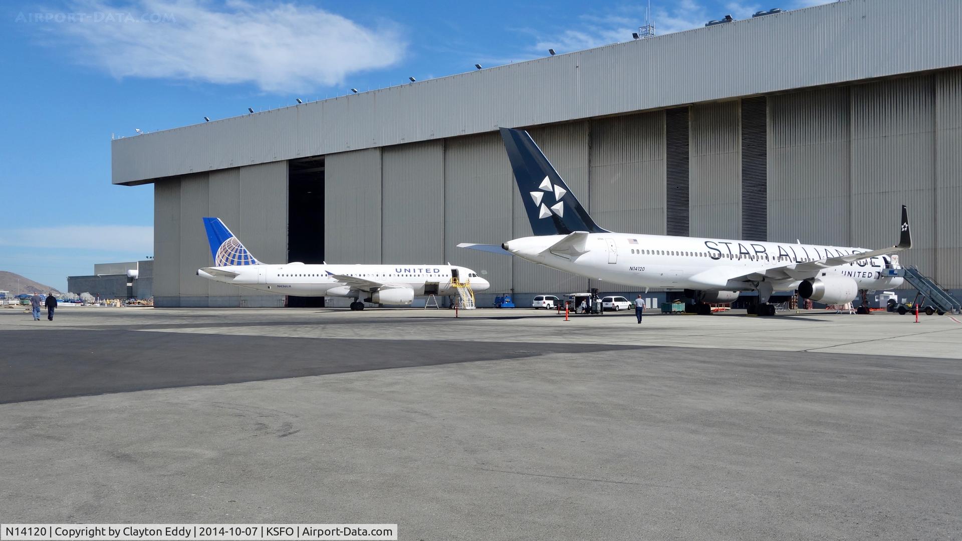 N14120, 1997 Boeing 757-224 C/N 27562, SFO 2014