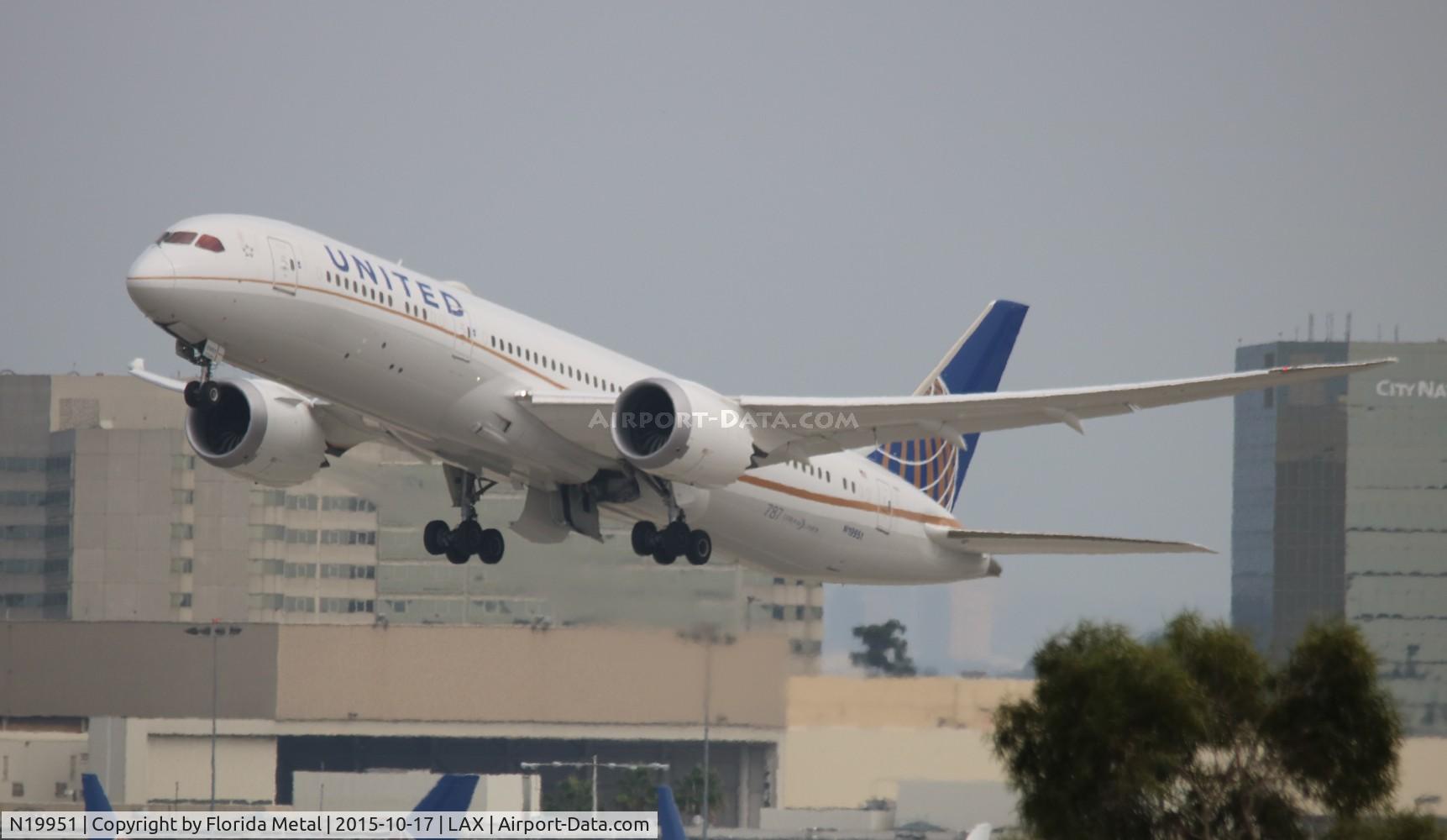 N19951, 2014 Boeing 787-9 Dreamliner C/N 36402, United