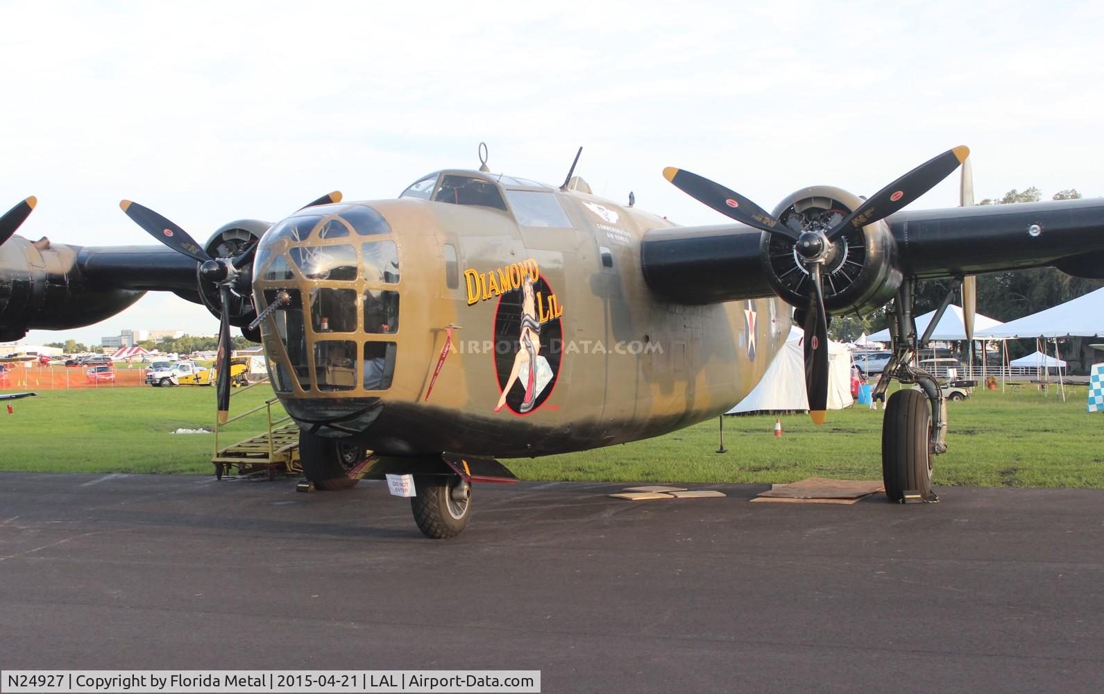 N24927, 1940 Consolidated Vultee RLB30 (B-24) C/N 18, Diamond Lil