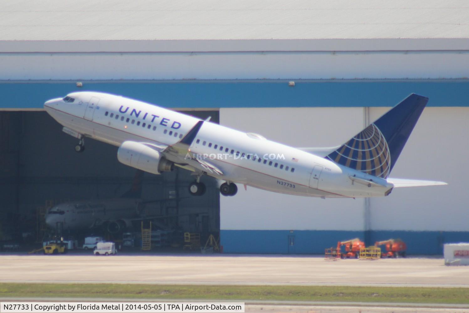 N27733, 1999 Boeing 737-724 C/N 28800, United