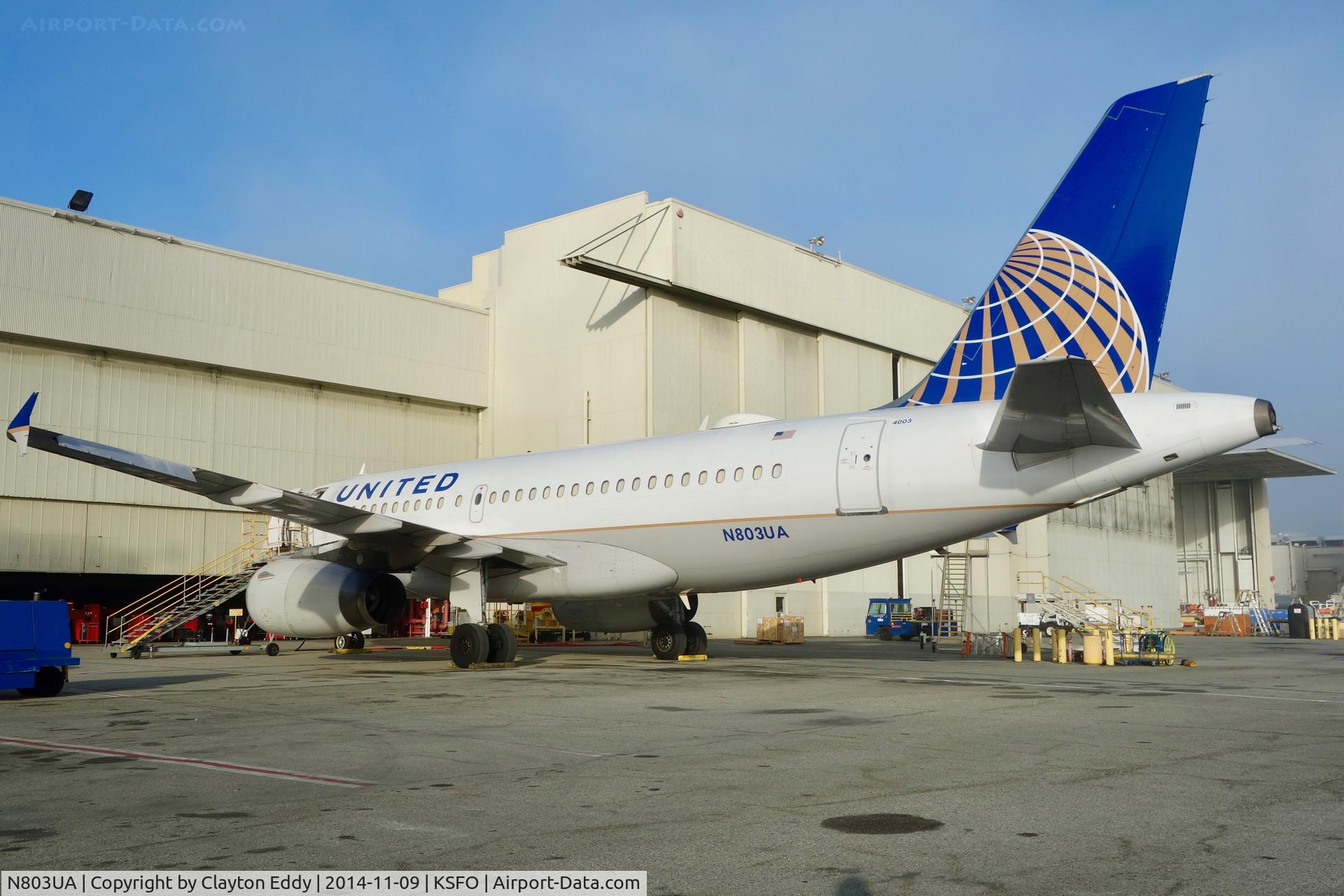 N803UA, 1997 Airbus A319-131 C/N 748, SFO 2014