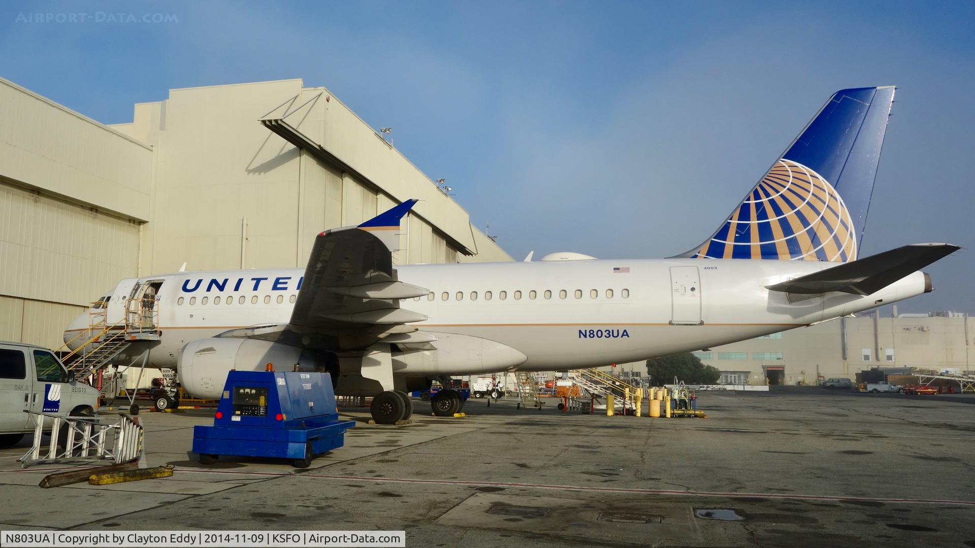 N803UA, 1997 Airbus A319-131 C/N 748, SFO 2014