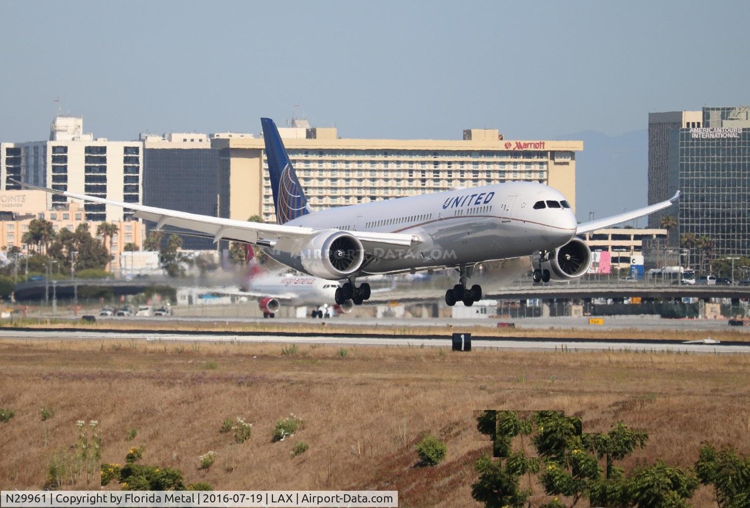 N29961, 2015 Boeing 787-9 Dreamliner Dreamliner C/N 37811, United