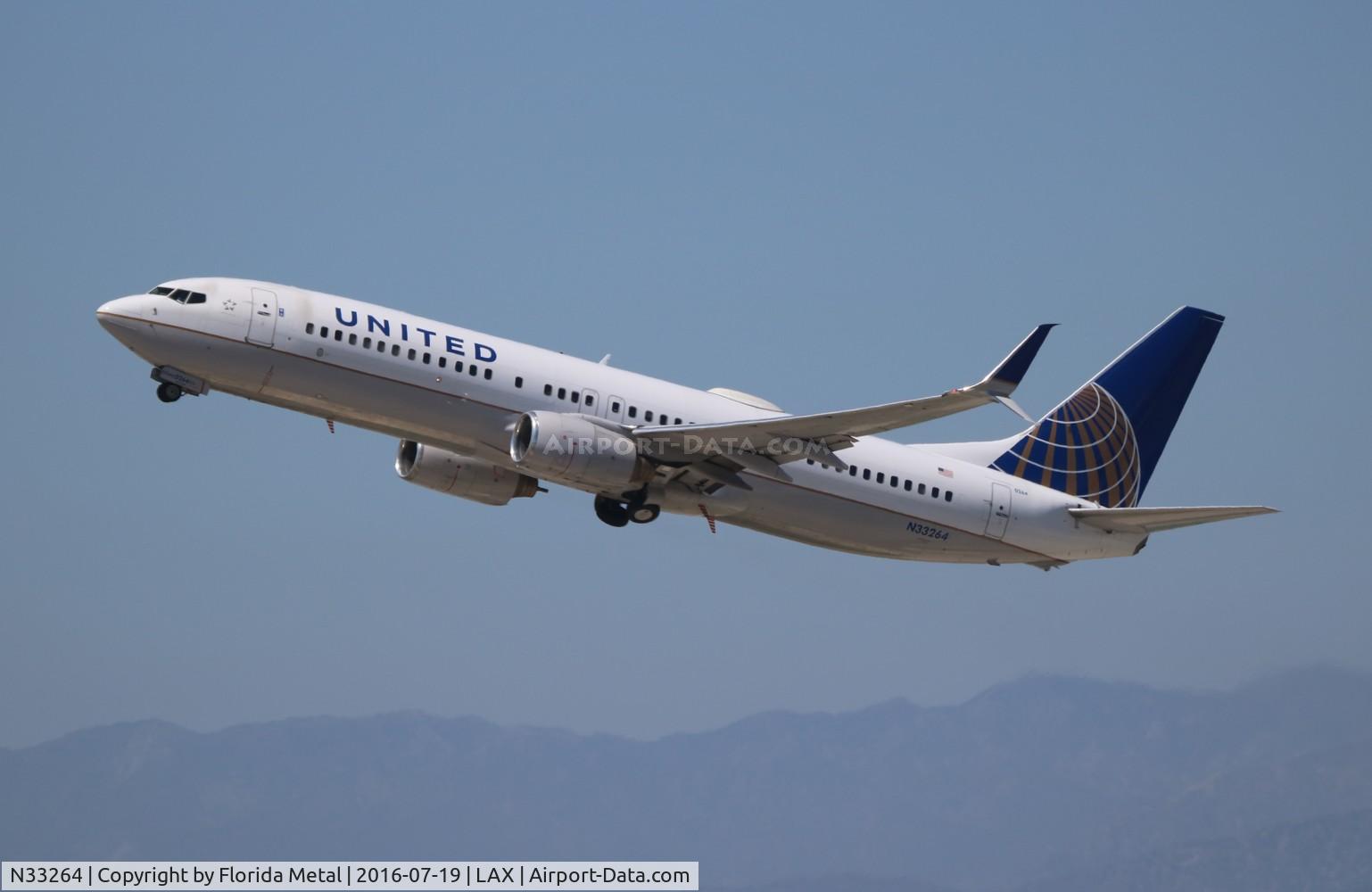 N33264, 2001 Boeing 737-824 C/N 31584, United