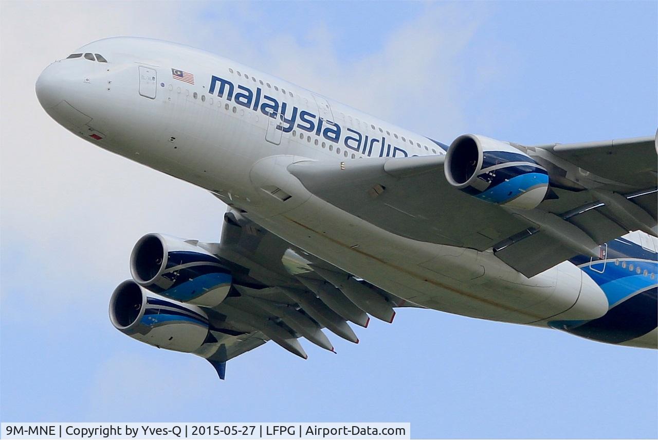 9M-MNE, 2012 Airbus A380-841 C/N 094, Airbus A380-841, Take off rwy 27L, Roissy Charles De Gaulle airport (LFPG-CDG)