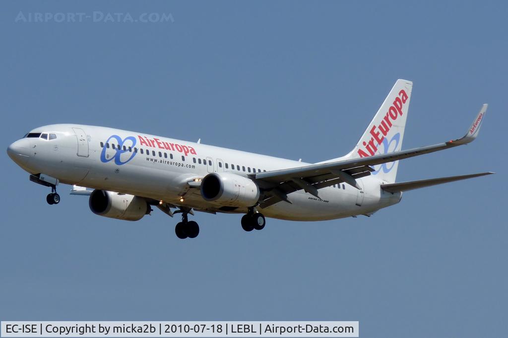 EC-ISE, 2003 Boeing 737-86Q C/N 30290, Landing