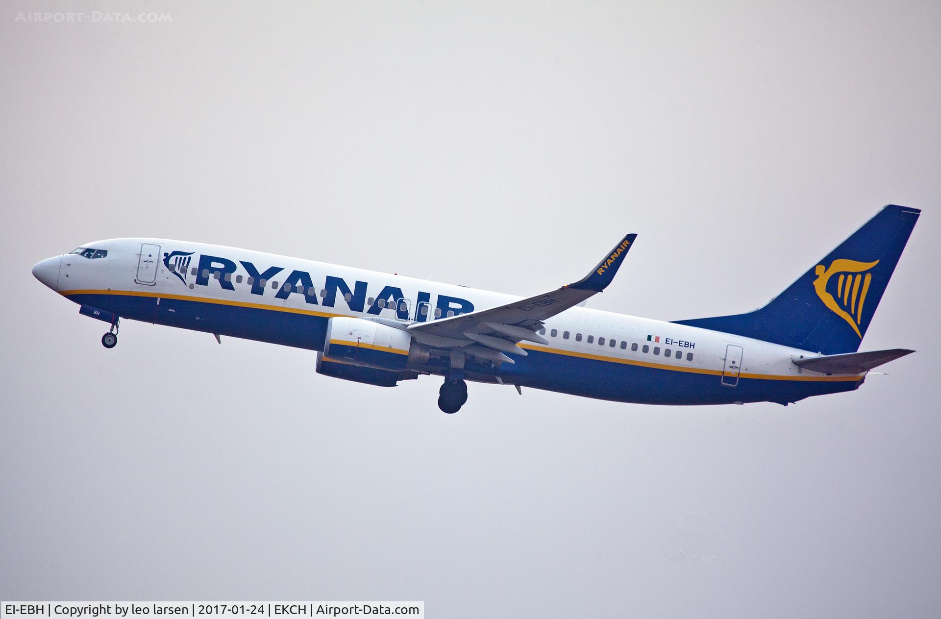EI-EBH, 2009 Boeing 737-8AS C/N 37526, Copenhagen 24.1.2017