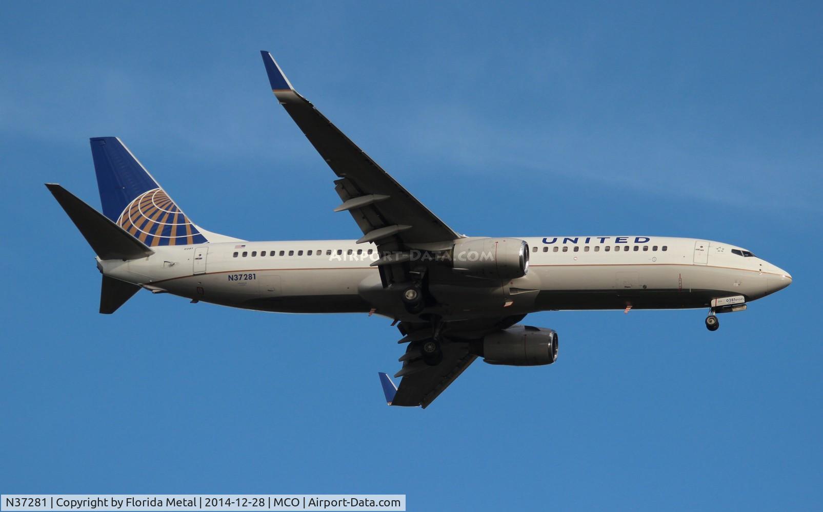 N37281, 2003 Boeing 737-824 C/N 31599, United